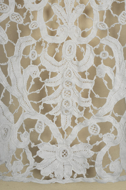 Haut ancien en dentelle
