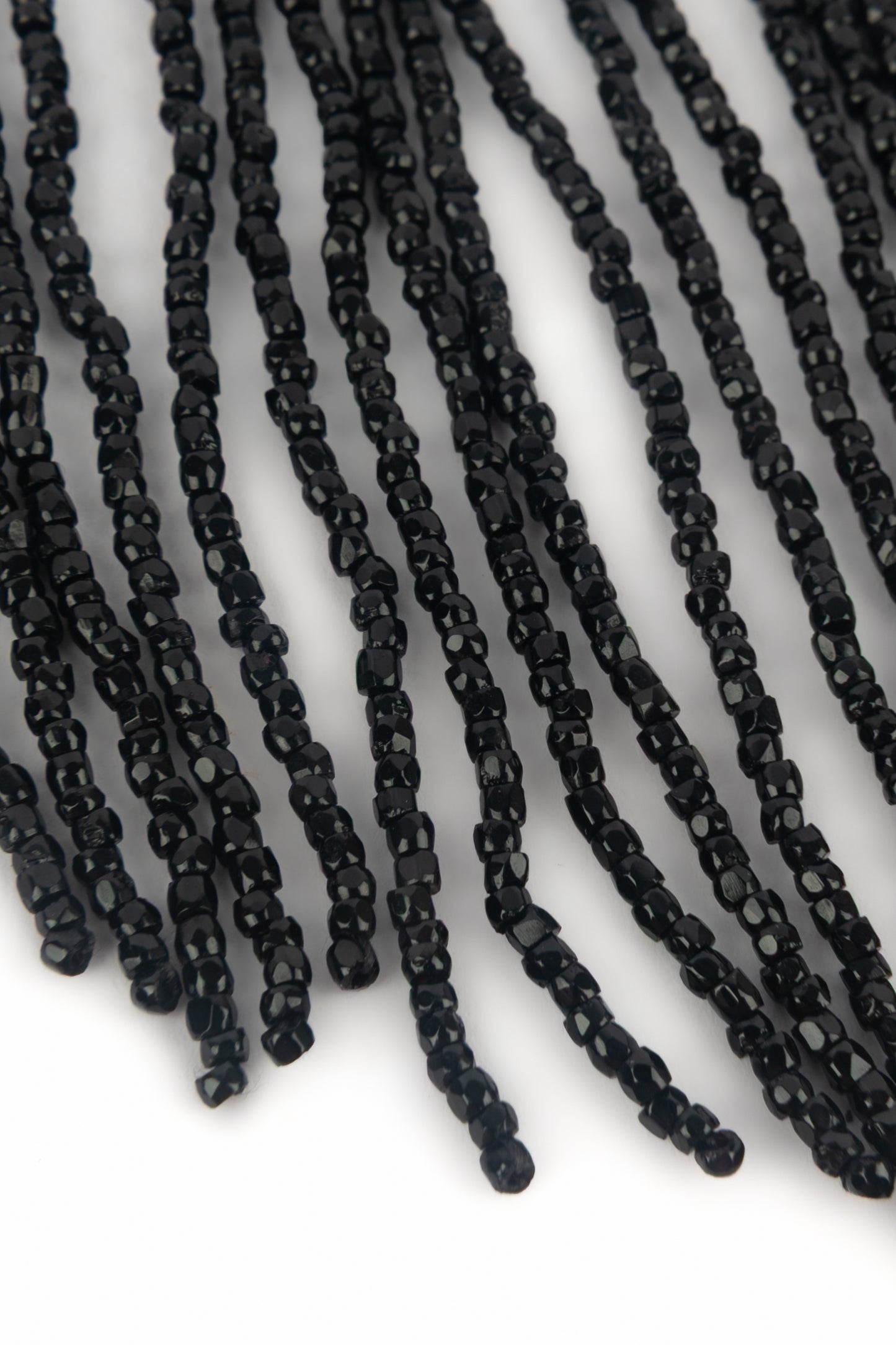 Collier de perles noires Dior 