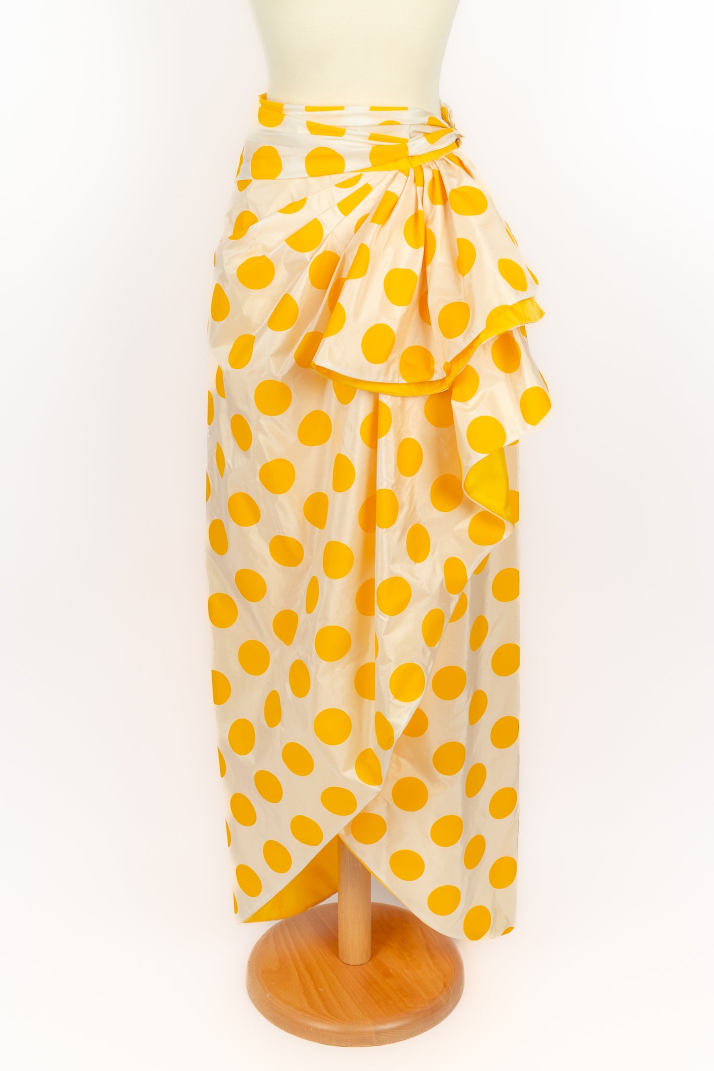 Jupe Nina Ricci Haute Couture 1990's