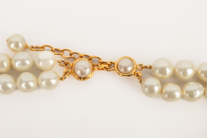 Collier de perles Chanel