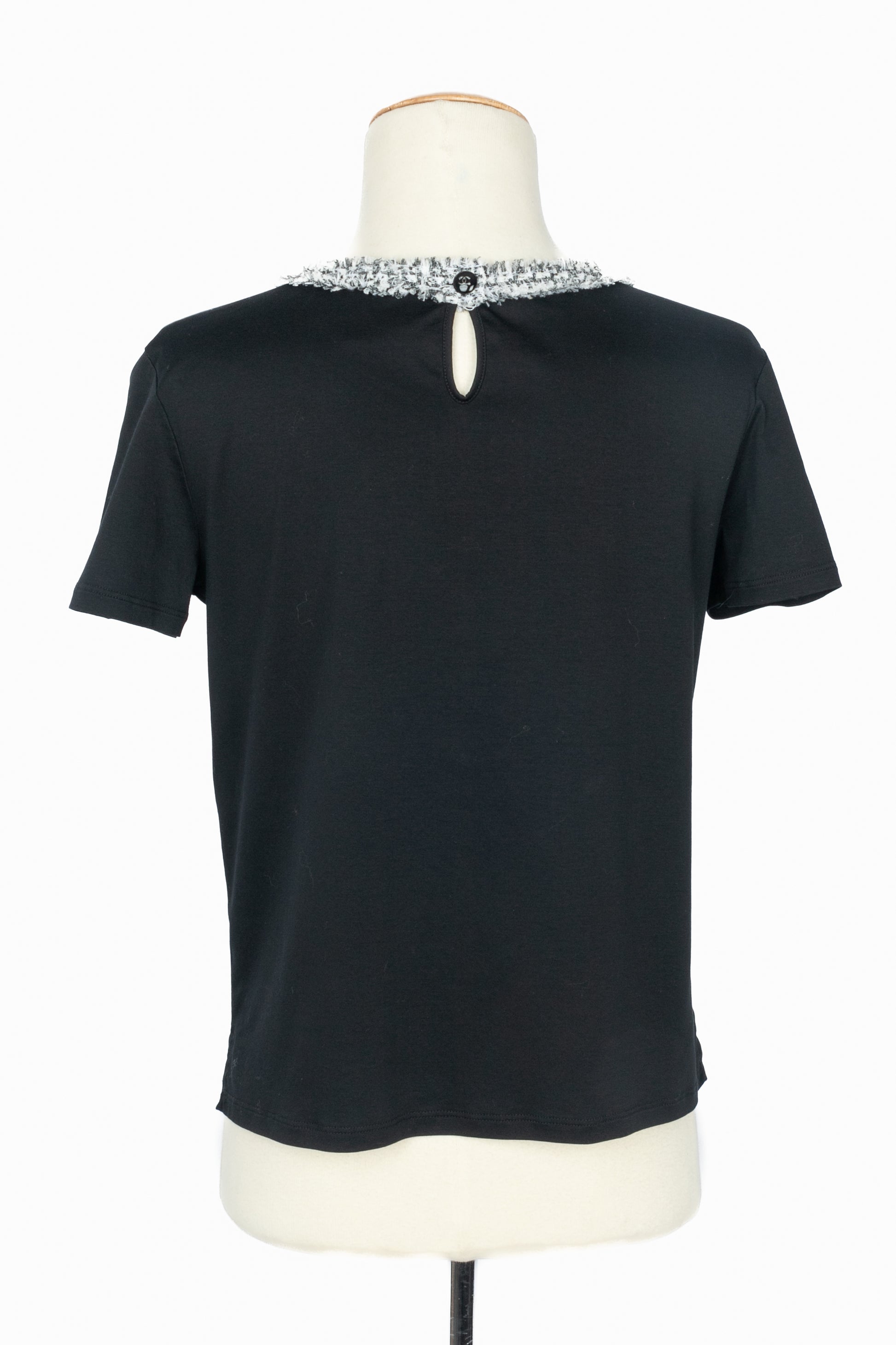 Haut noir Chanel 2010's