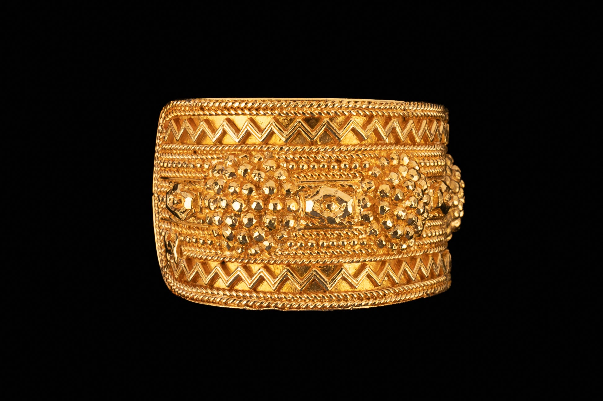 Bracelet manchette Chanel 1985's