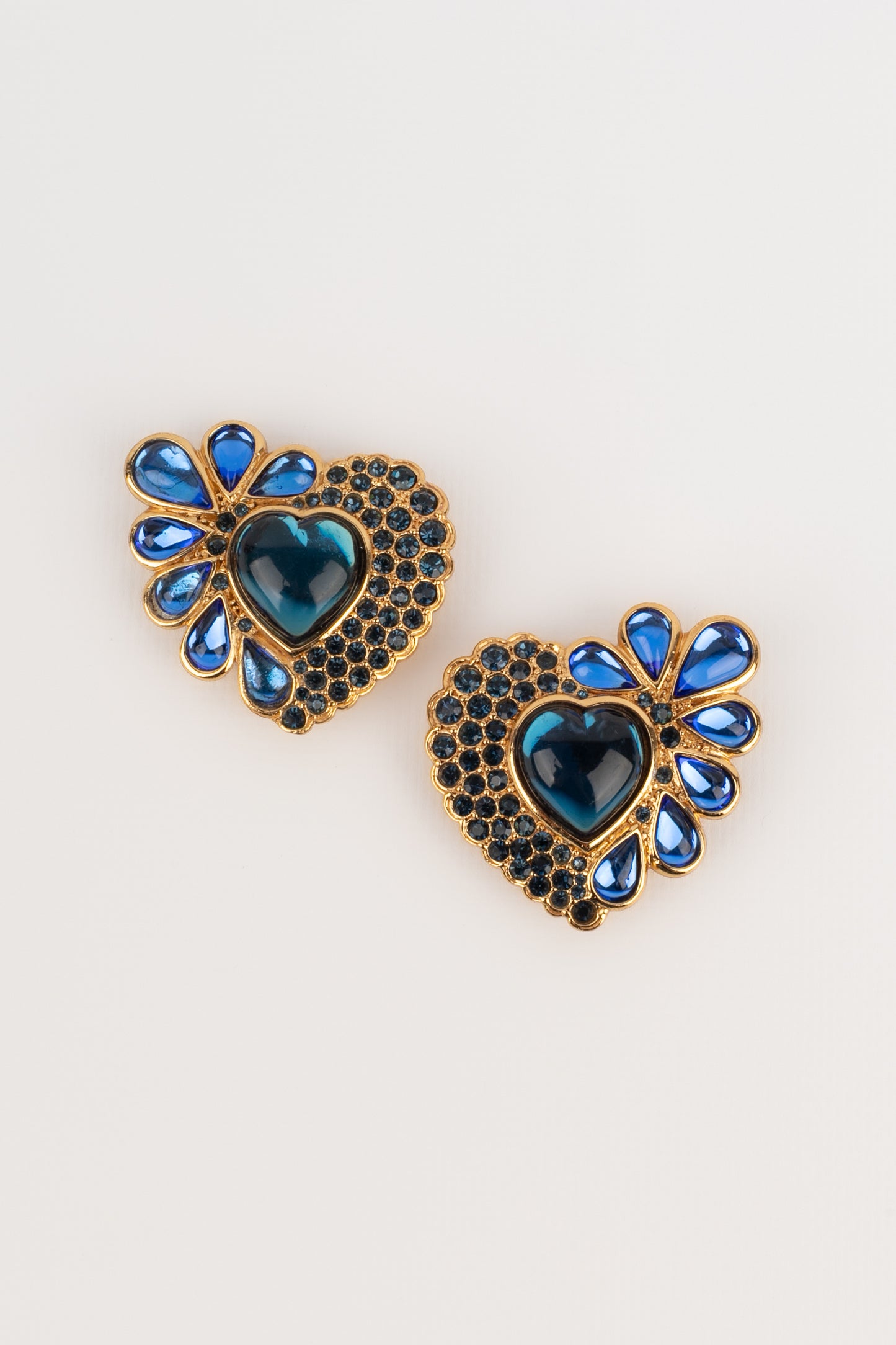 Boucles d'oreilles coeurs Yves Saint Laurent