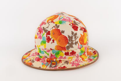 Chapeau fleuri Dior