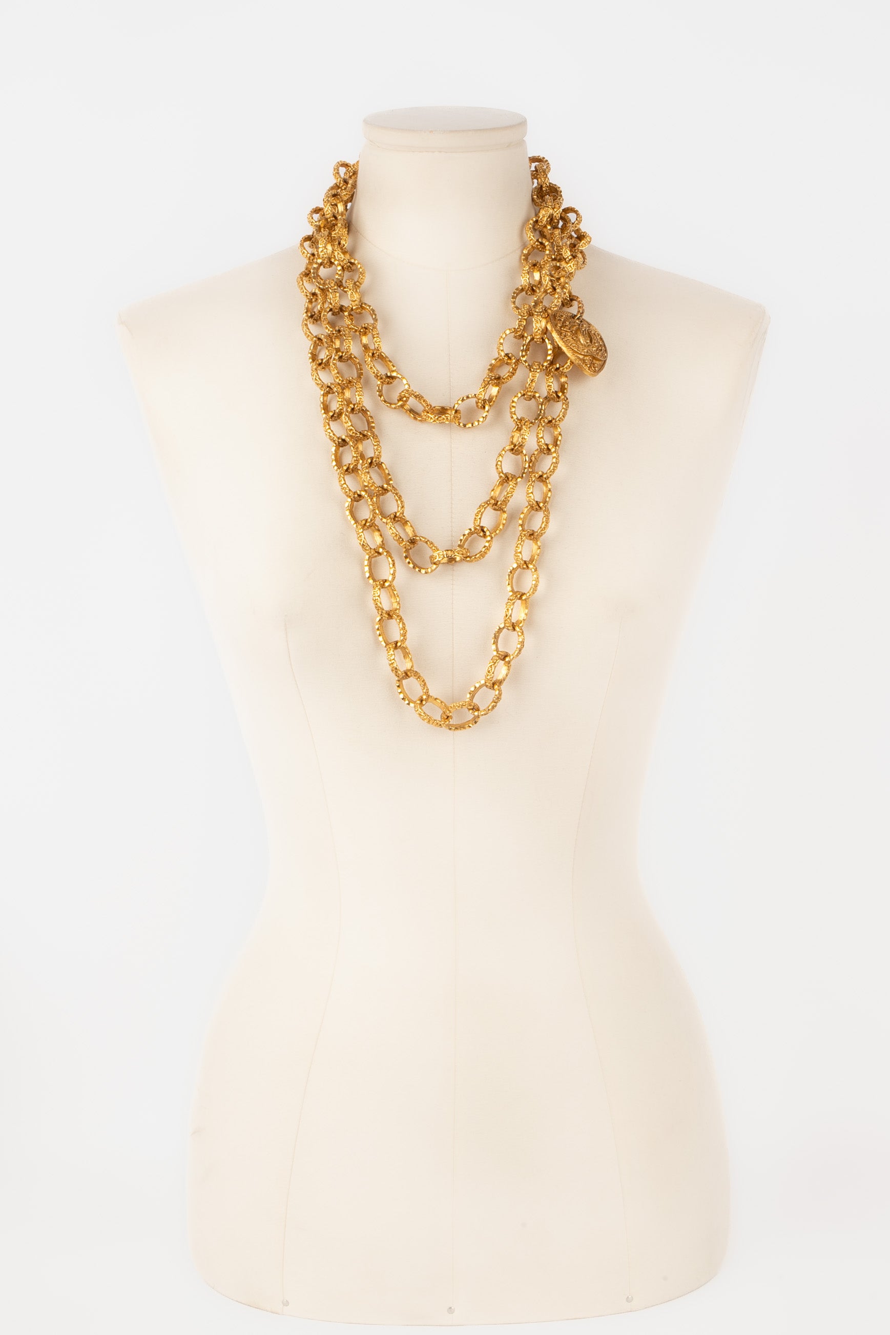 Collier coeur Chanel