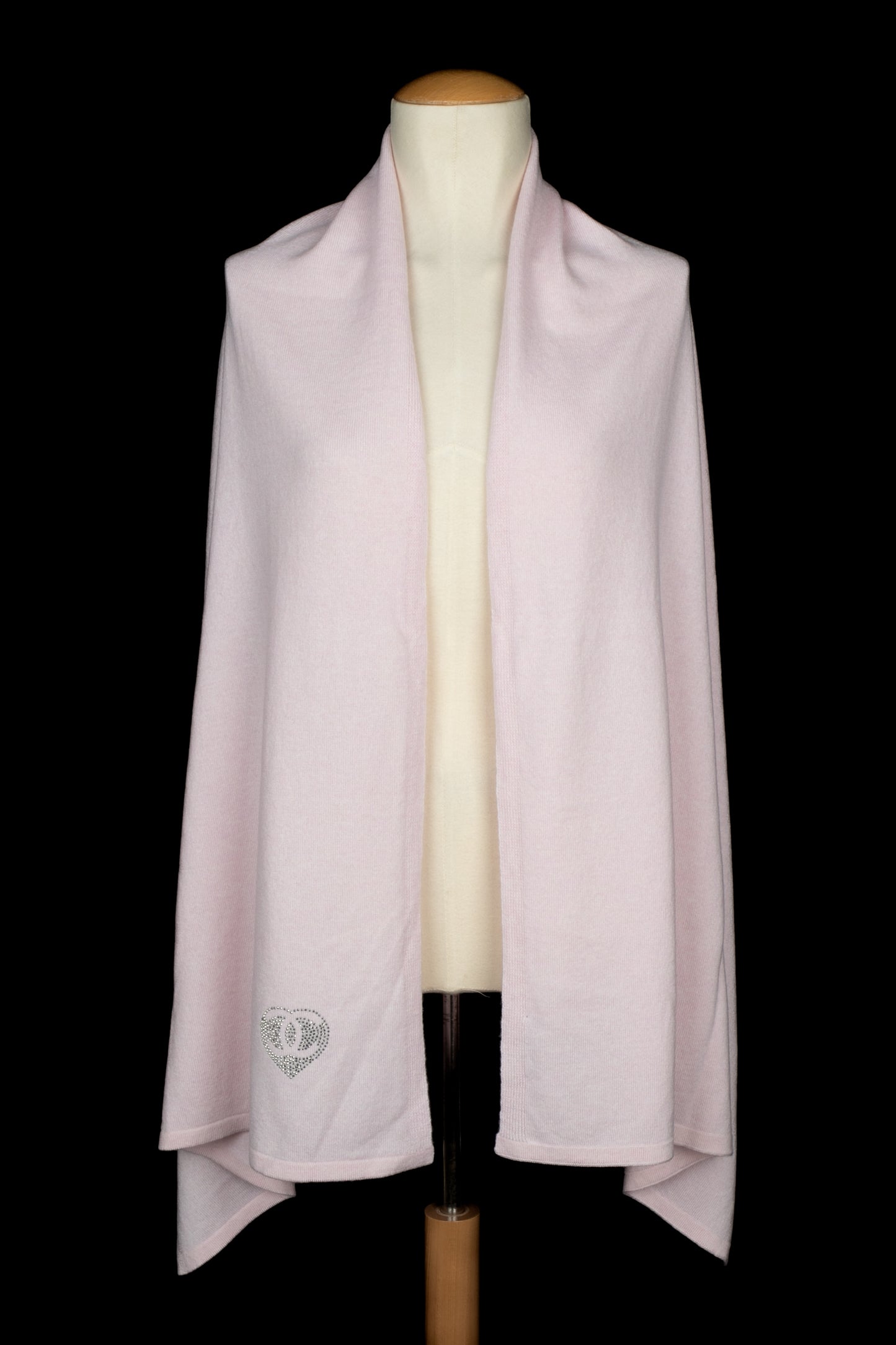 Ensemble d'hiver en cachemire rose Chanel 2025