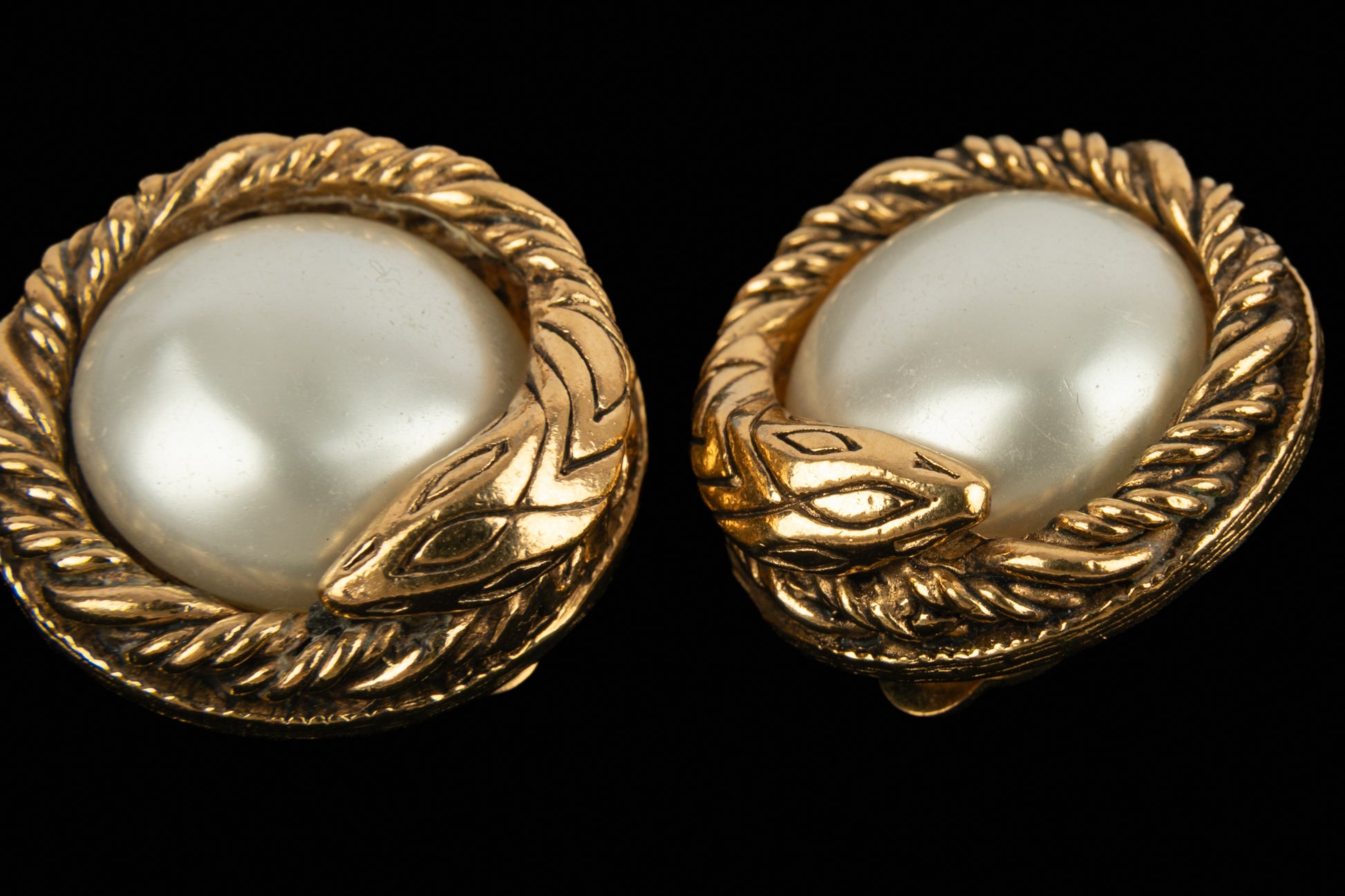 Boucles d'oreilles Chanel 1984