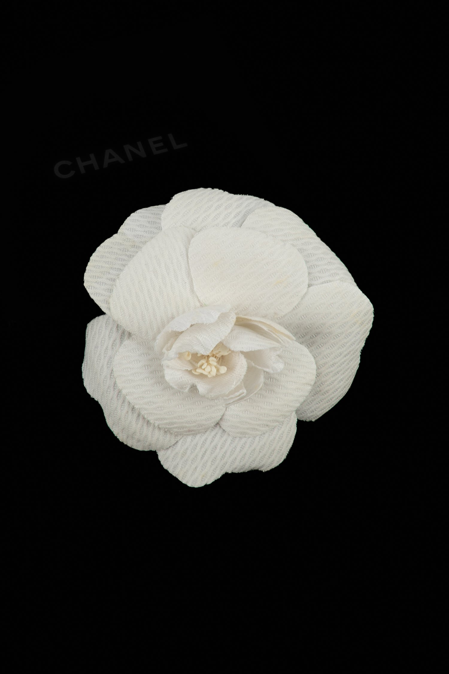 Broche camélia Chanel