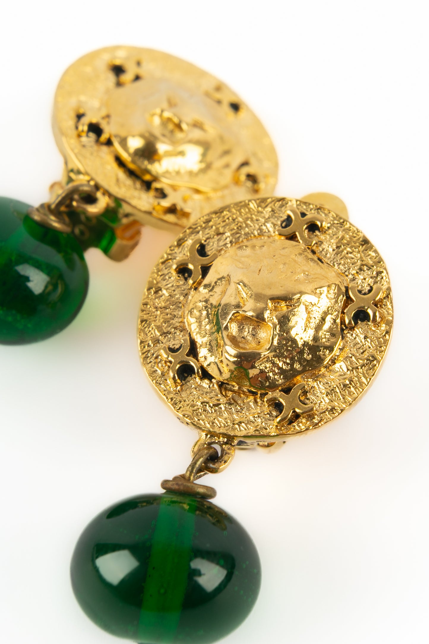 Boucles d&#39;oreilles &quot;Lion&quot; Chanel