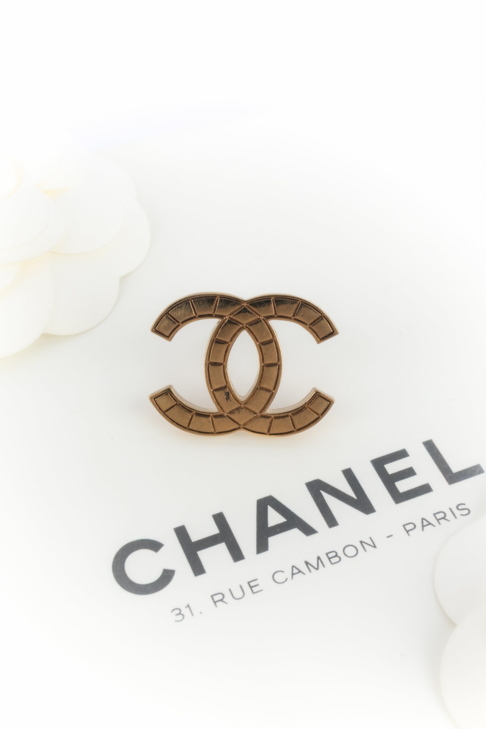 Broche cc Chanel Automne 2003