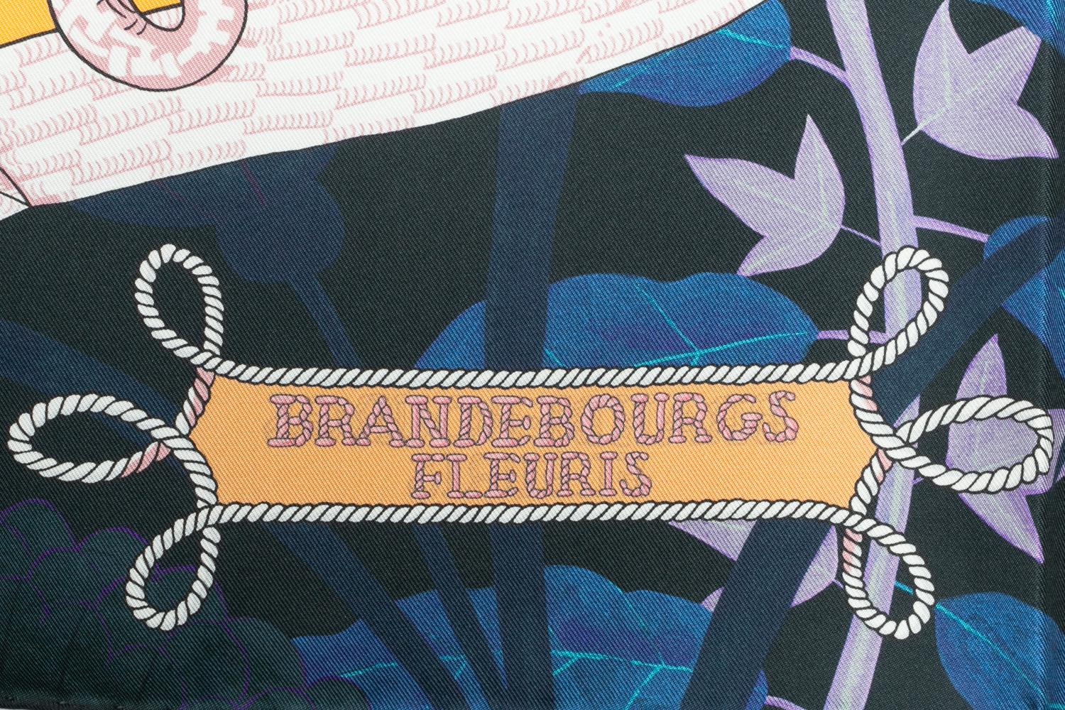 Foulard / Carré "Brandebourgs Fleuris" double face Hermès