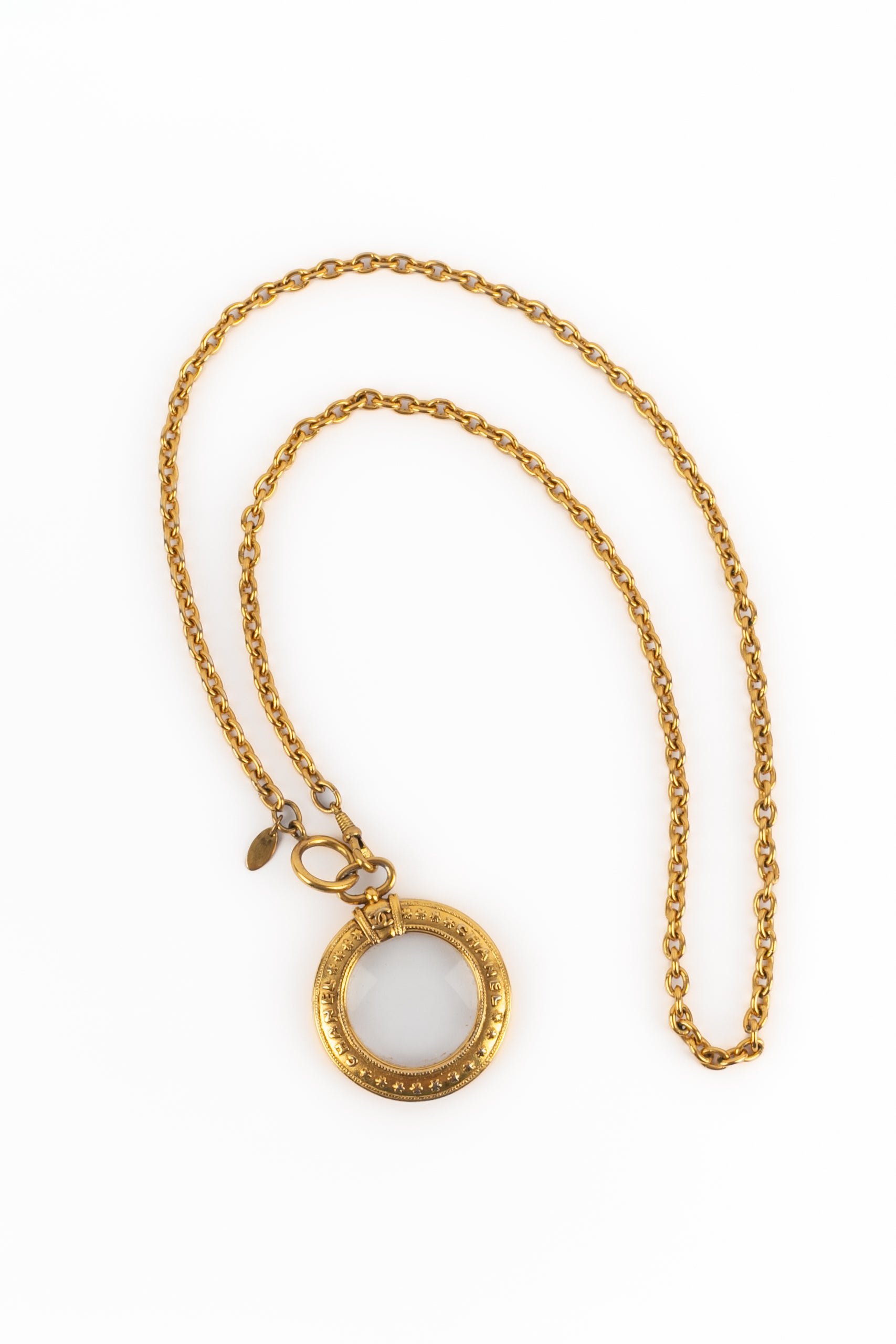 Collier loupe Chanel