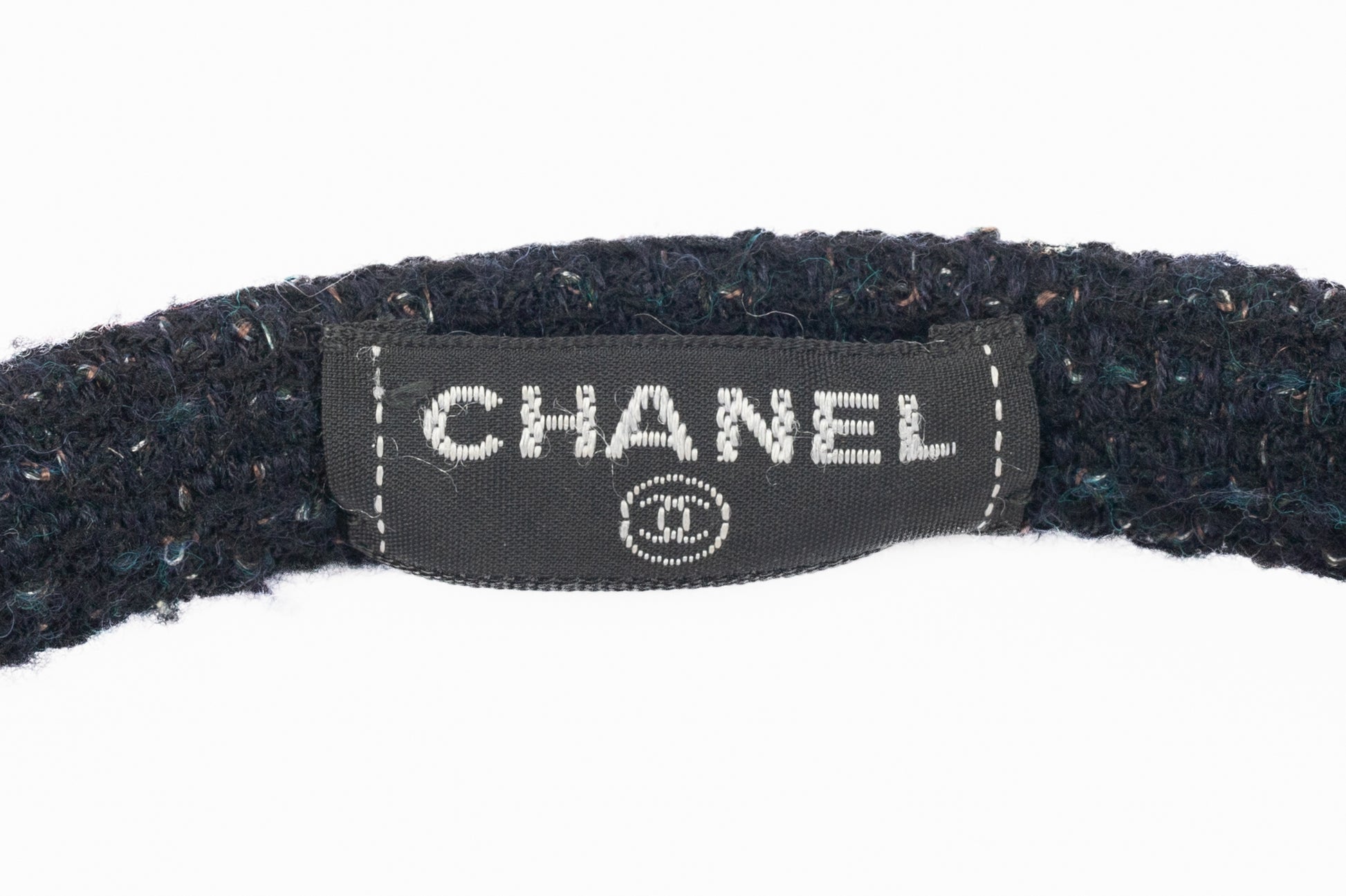 Cache-oreilles Chanel 2000's
