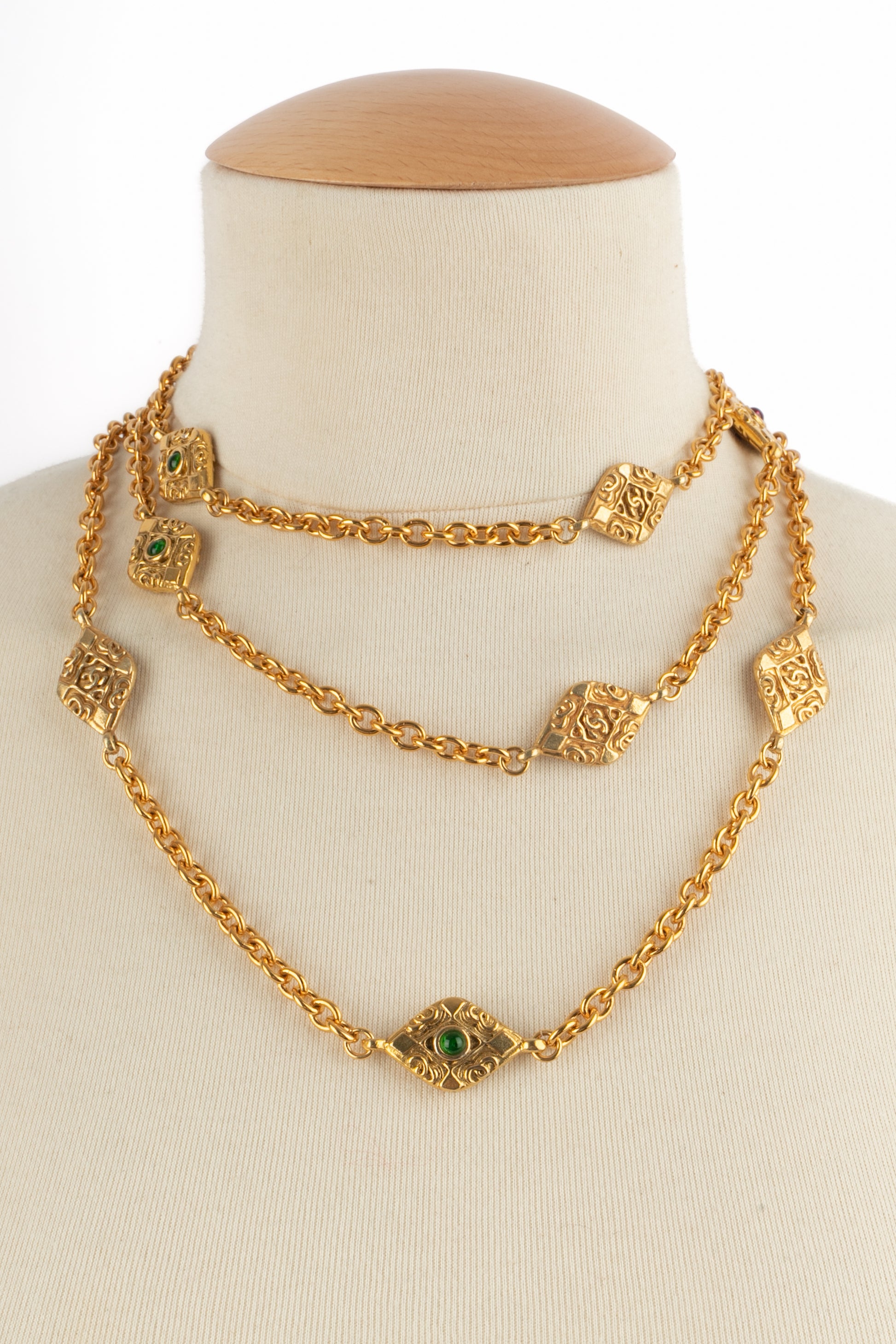 Collier doré Chanel 1985's