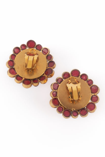 Boucles d'oreilles en pâte de verre Chanel