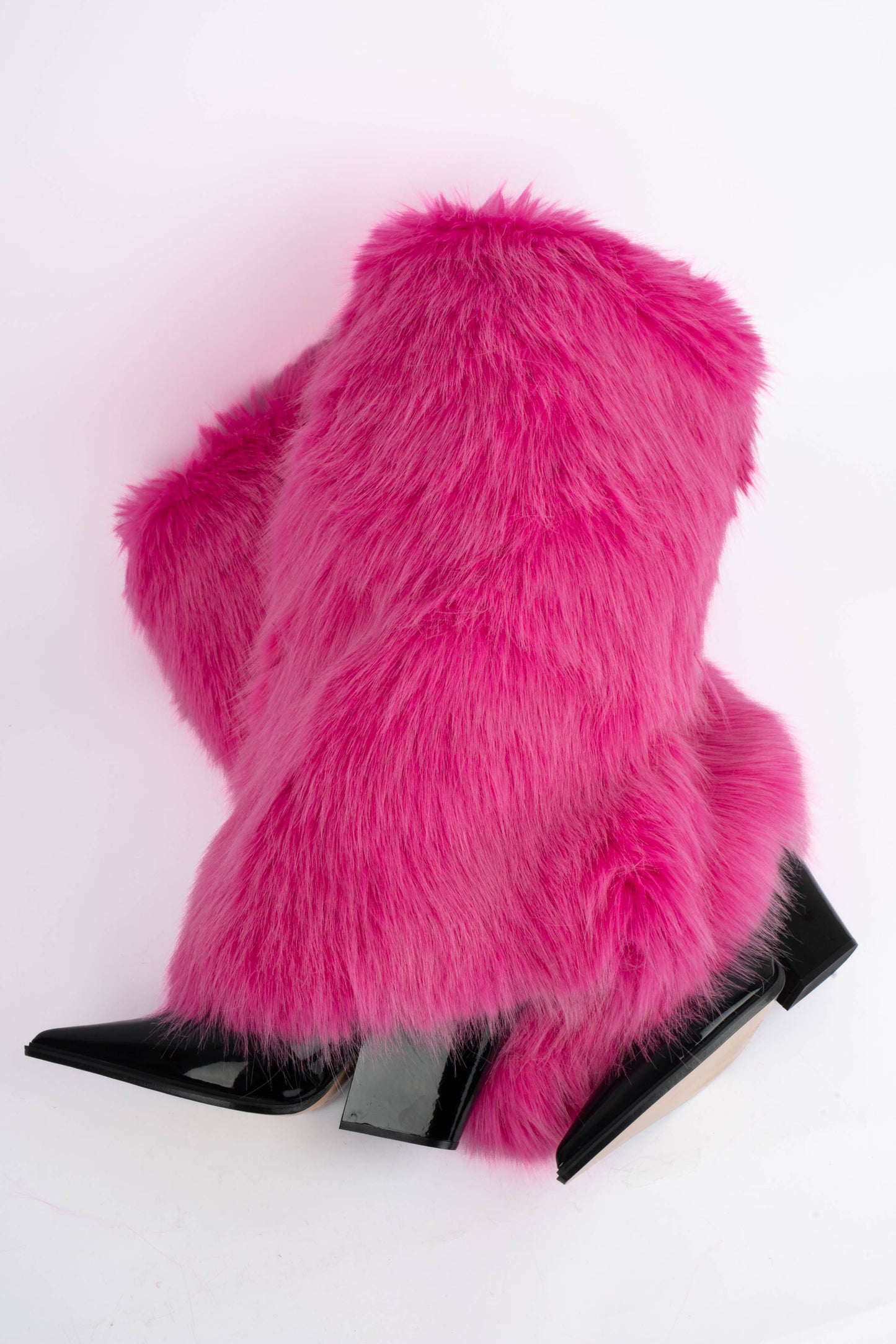 Bottes en fausse fourrure Alexandre Vauthier 2024