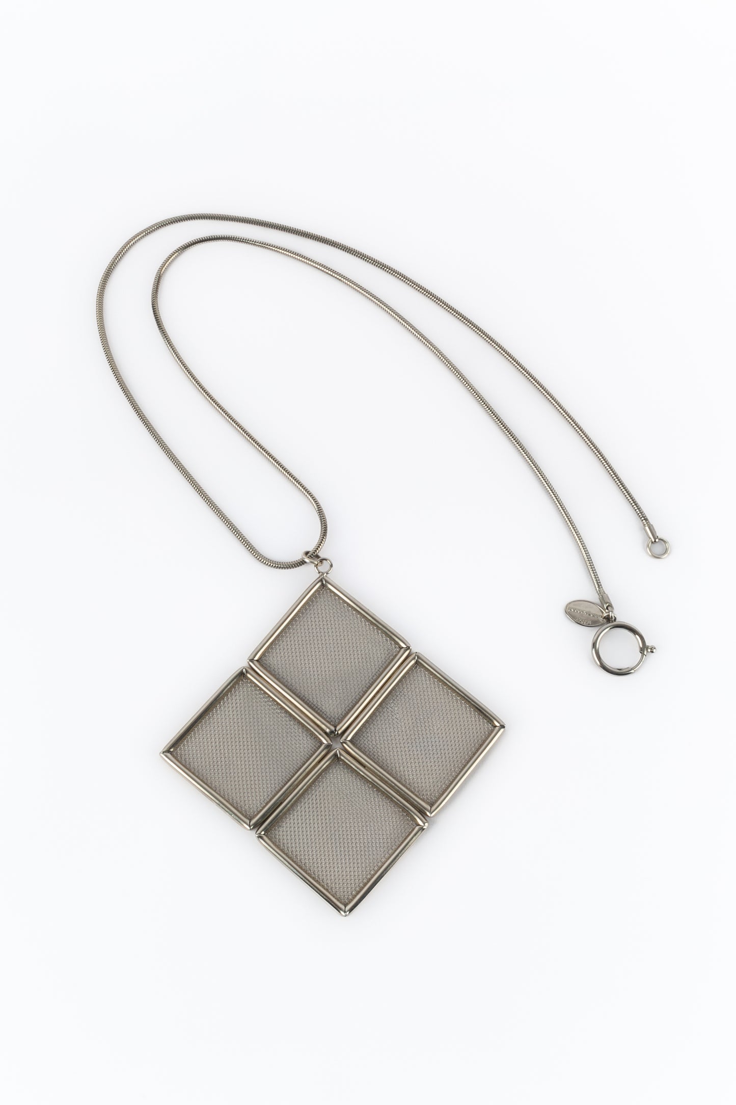 Collier pendentif Paco Rabanne