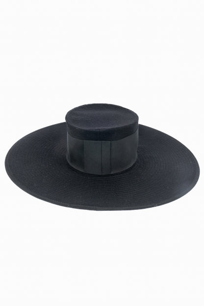 Chapeau bicolore Marc Jacobs x Steven Jones