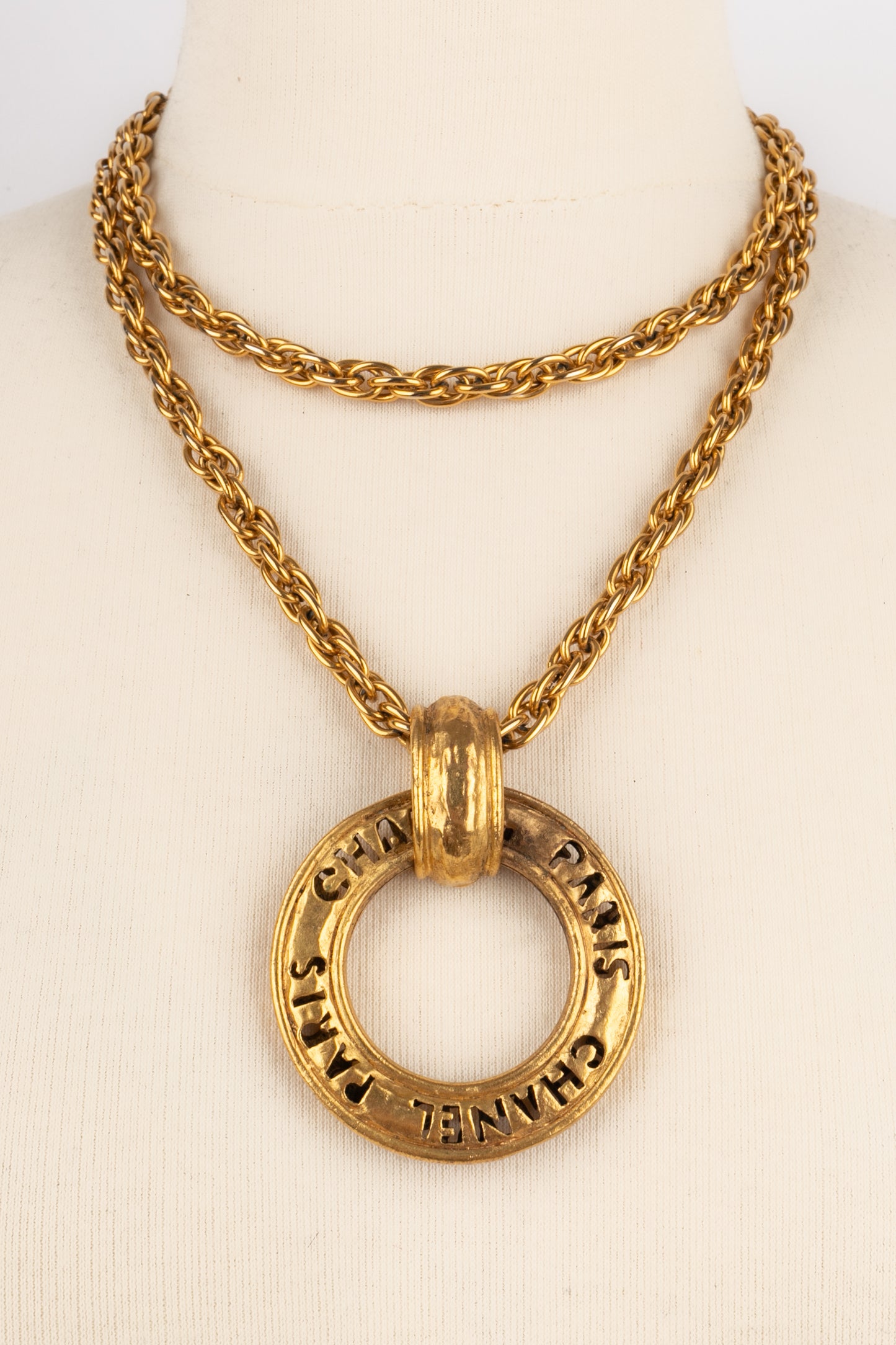 Collier pendentif Chanel