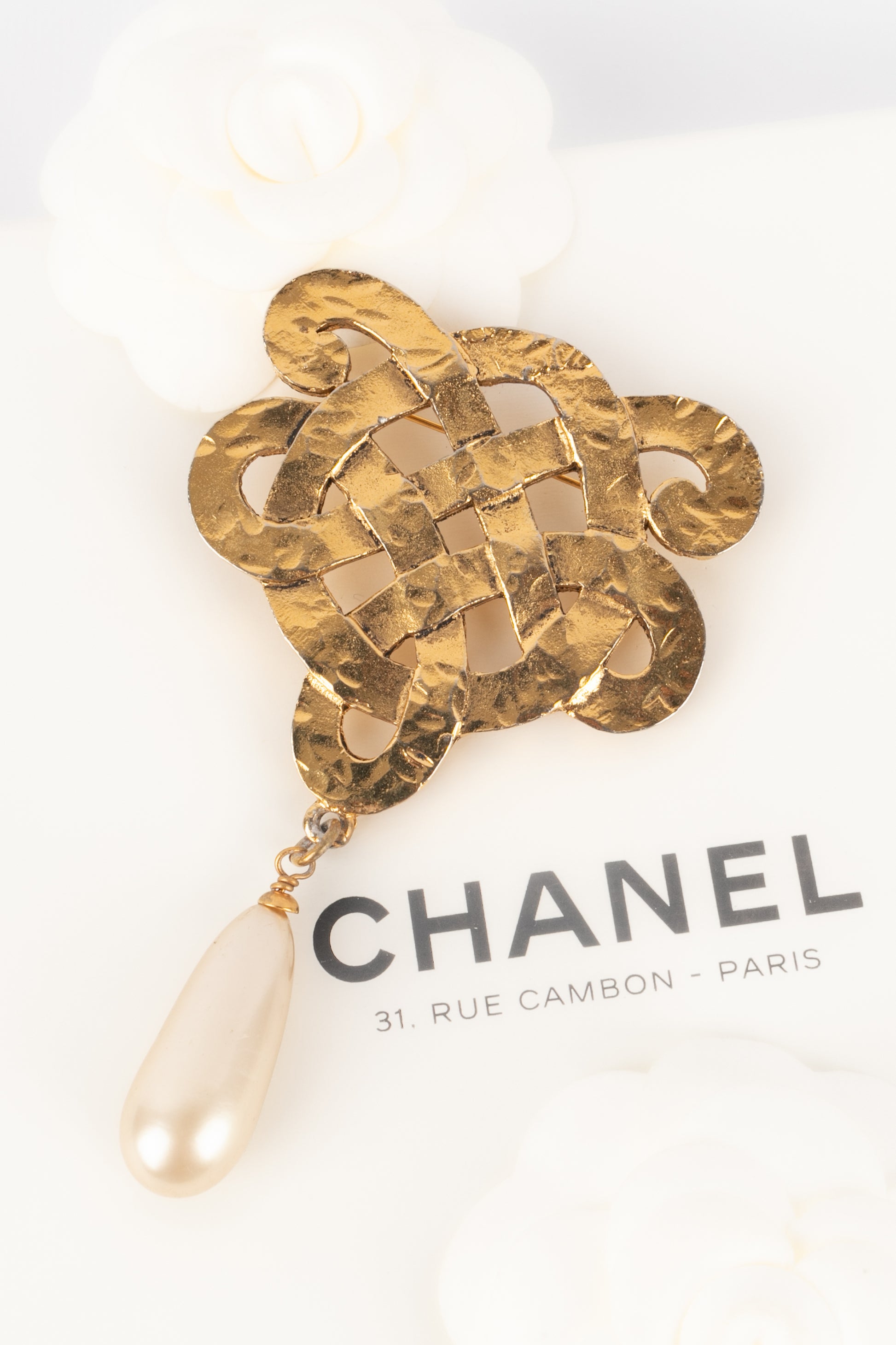 Broche Chanel Haute Couture