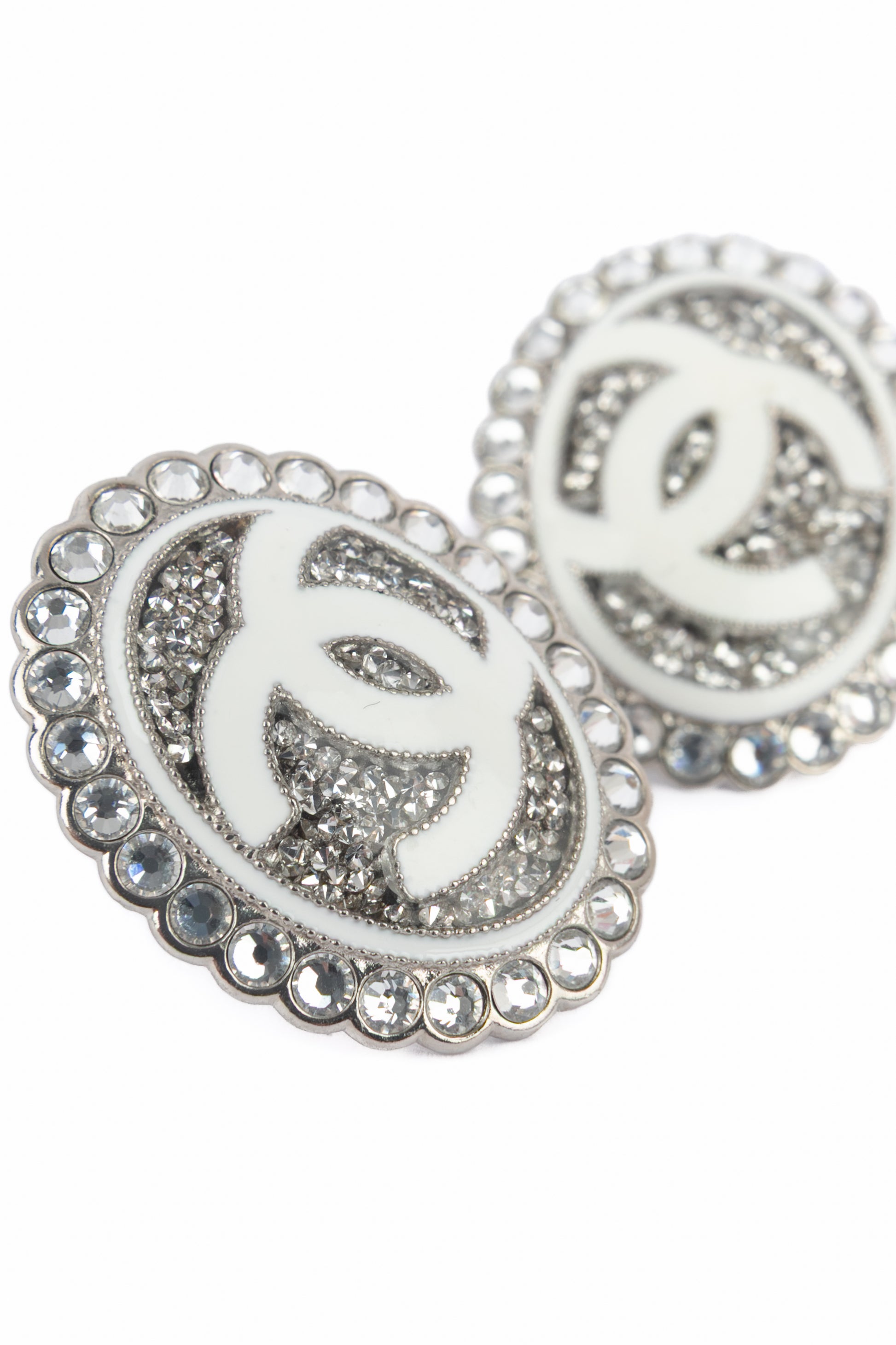 Boucles d'oreilles cc Chanel Resort 2025