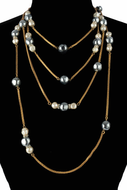 Collier sautoir de perles Chanel