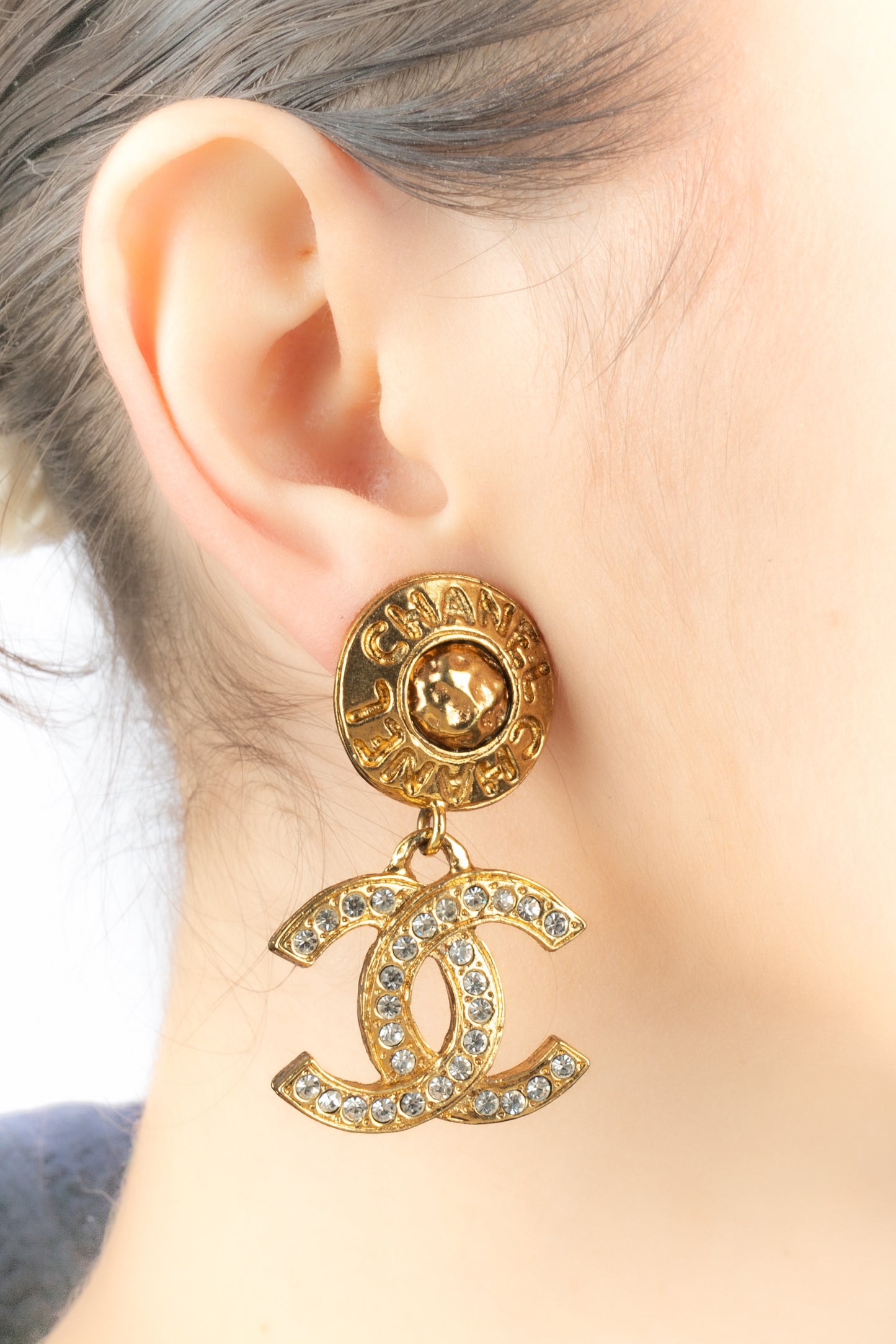 Boucles d'oreilles cc Chanel 1990's