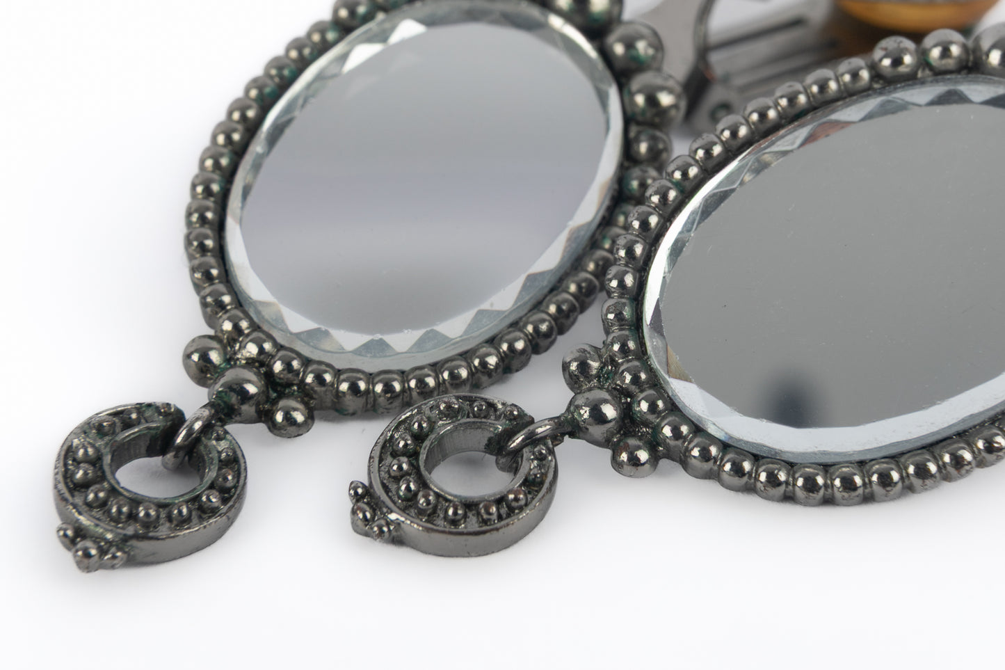 Boules d'oreilles Christian Dior 