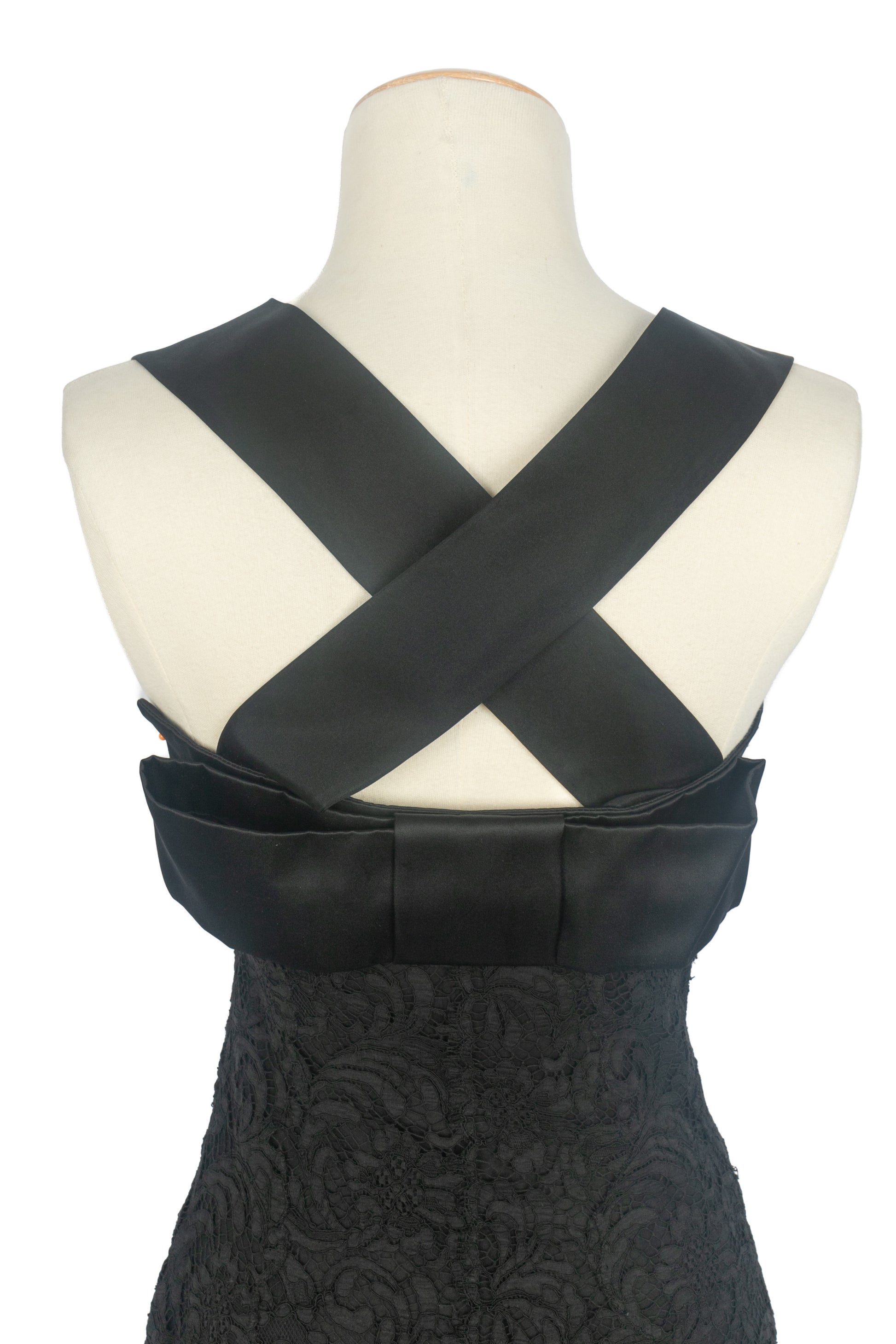 Robe fourreau en dentelle 1950-1960's