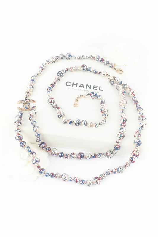 Collier de perles Chanel 2013