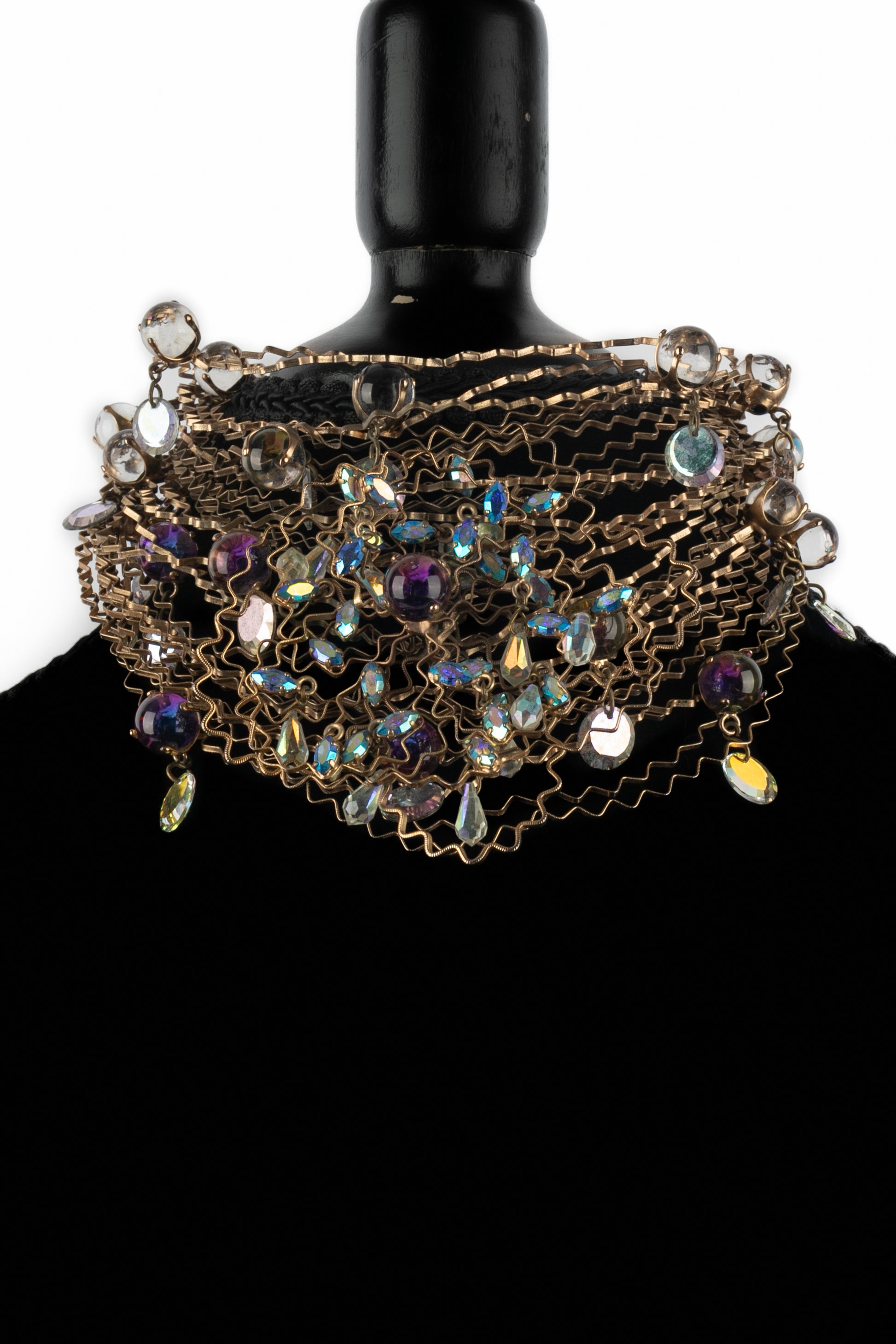 Collier court Yves Saint Laurent Haute Couture 