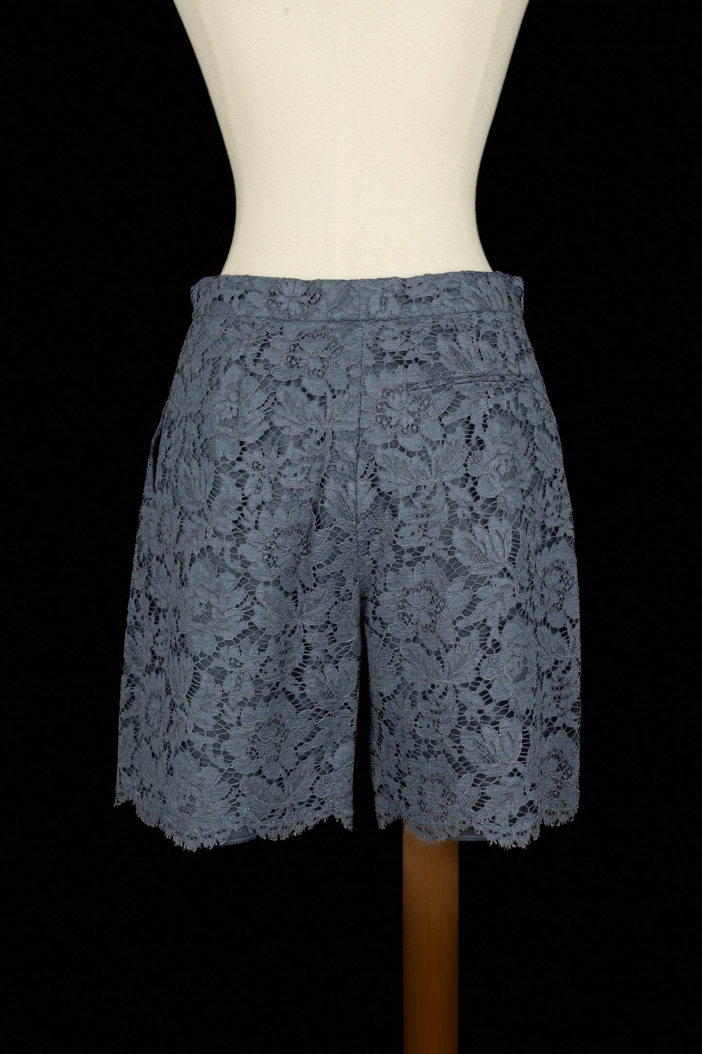 Short en dentelle bleue Valentino 