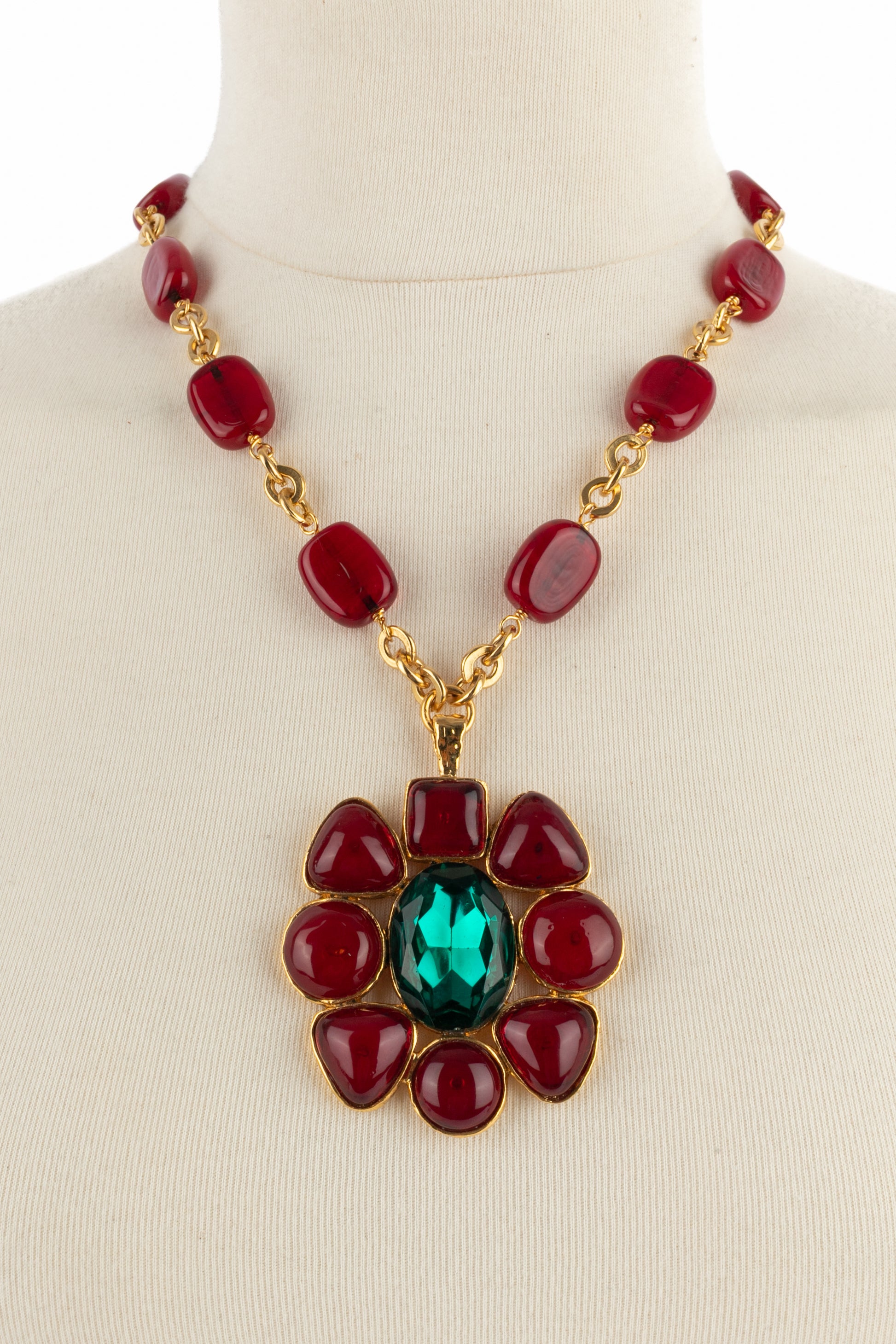 Collier pendentif Chanel 1990's