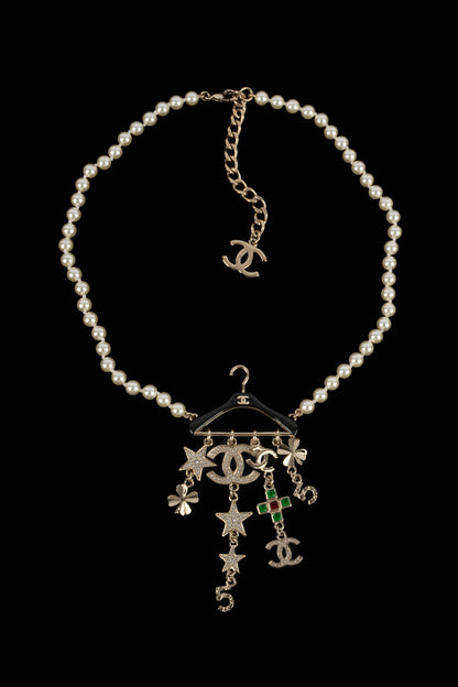 Collier cintre Chanel 2023