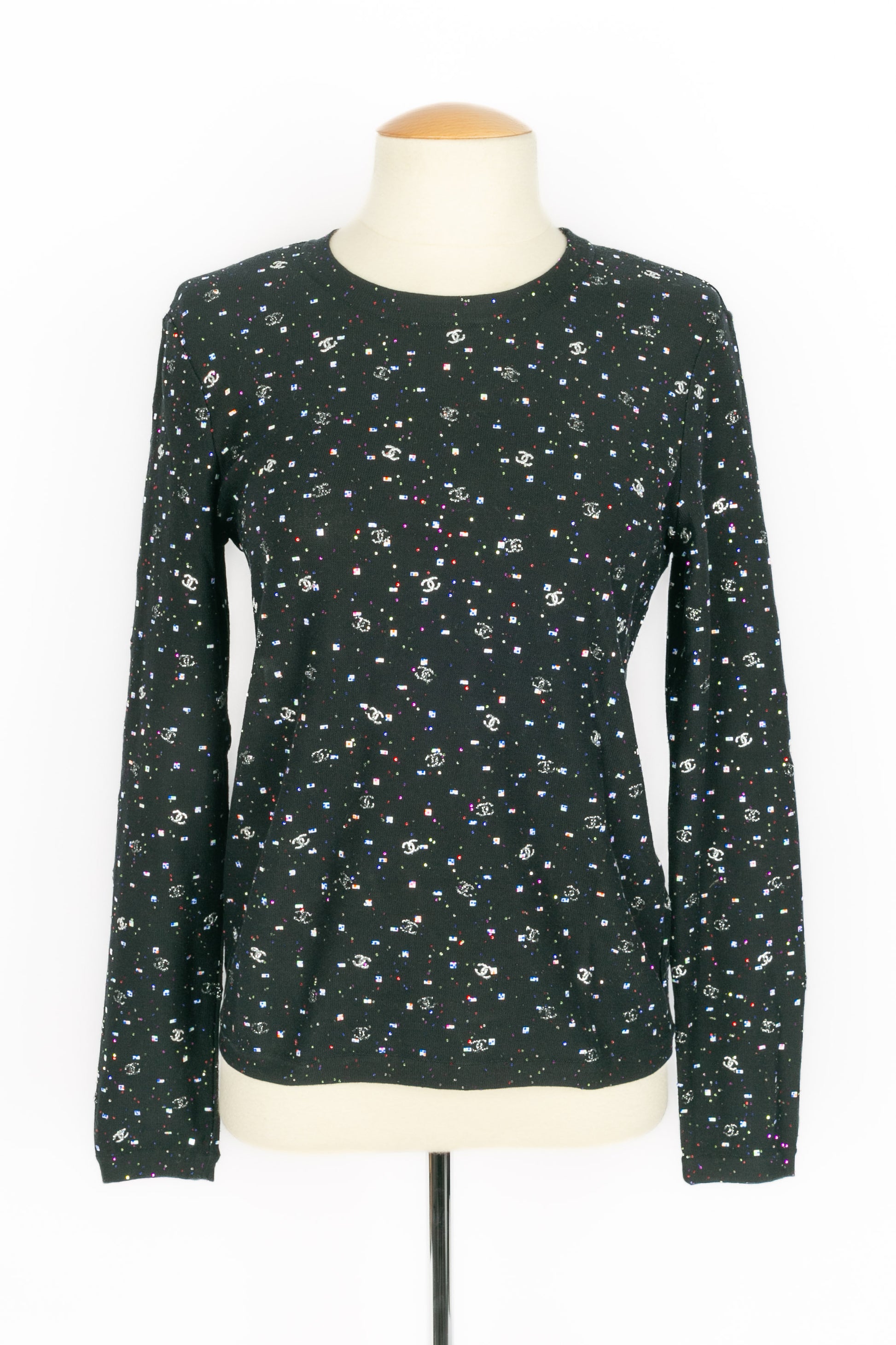 Top à paillettes Chanel