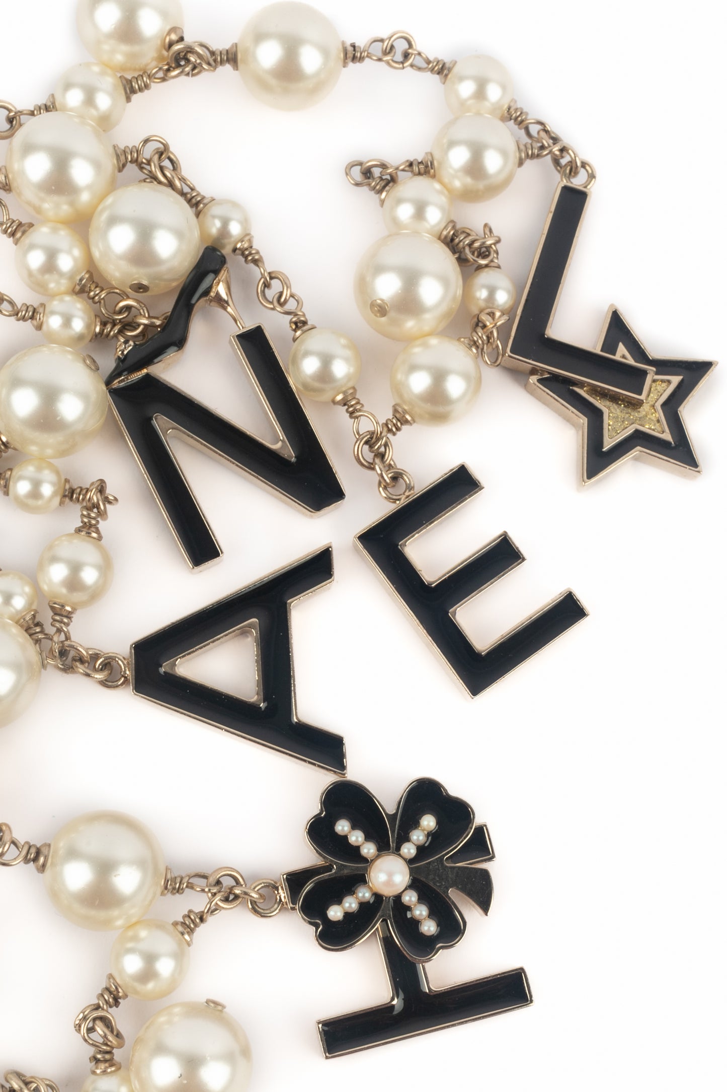 Collier de perles Chanel 2007