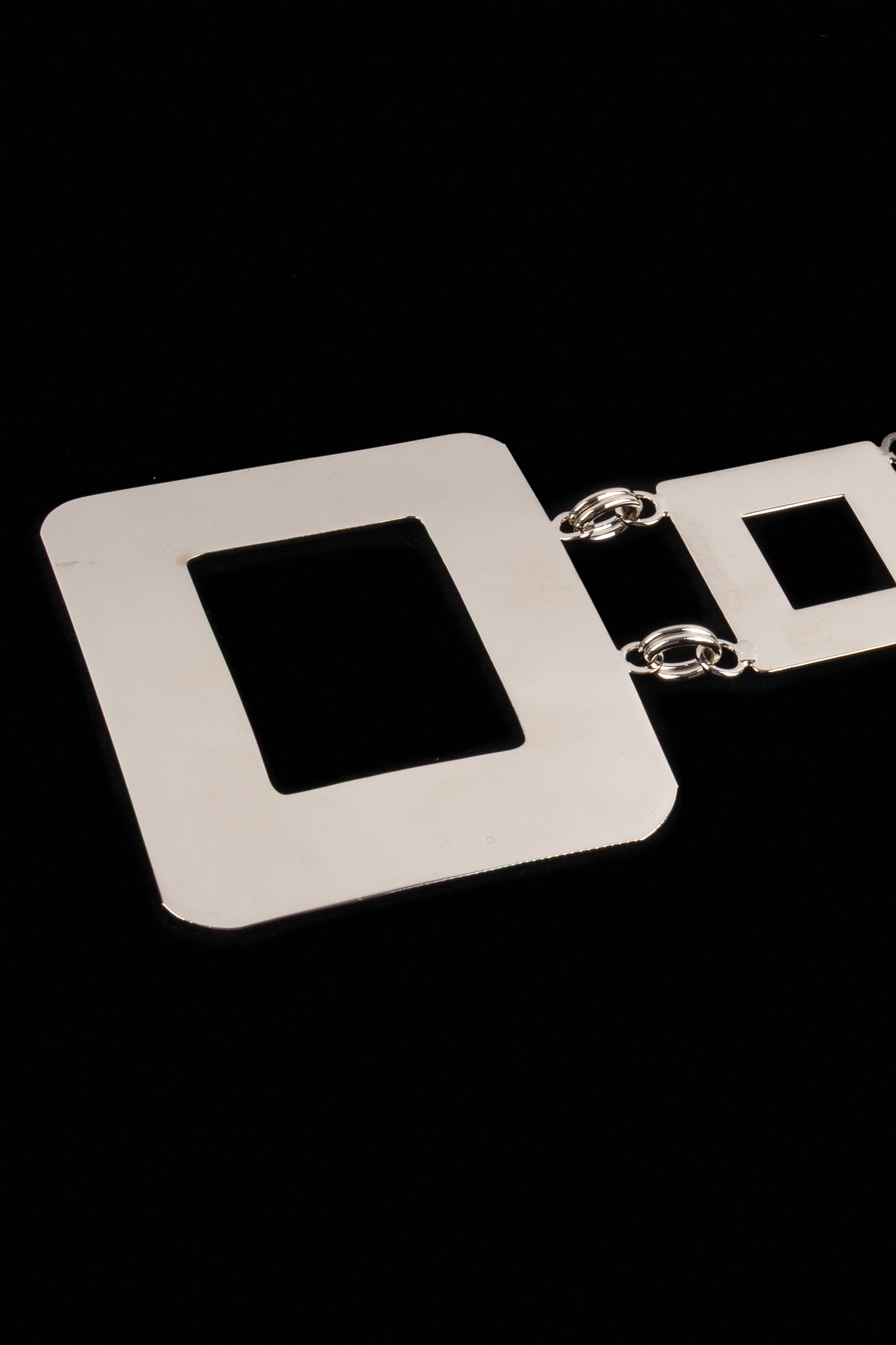 Collier argenté Pierre Cardin