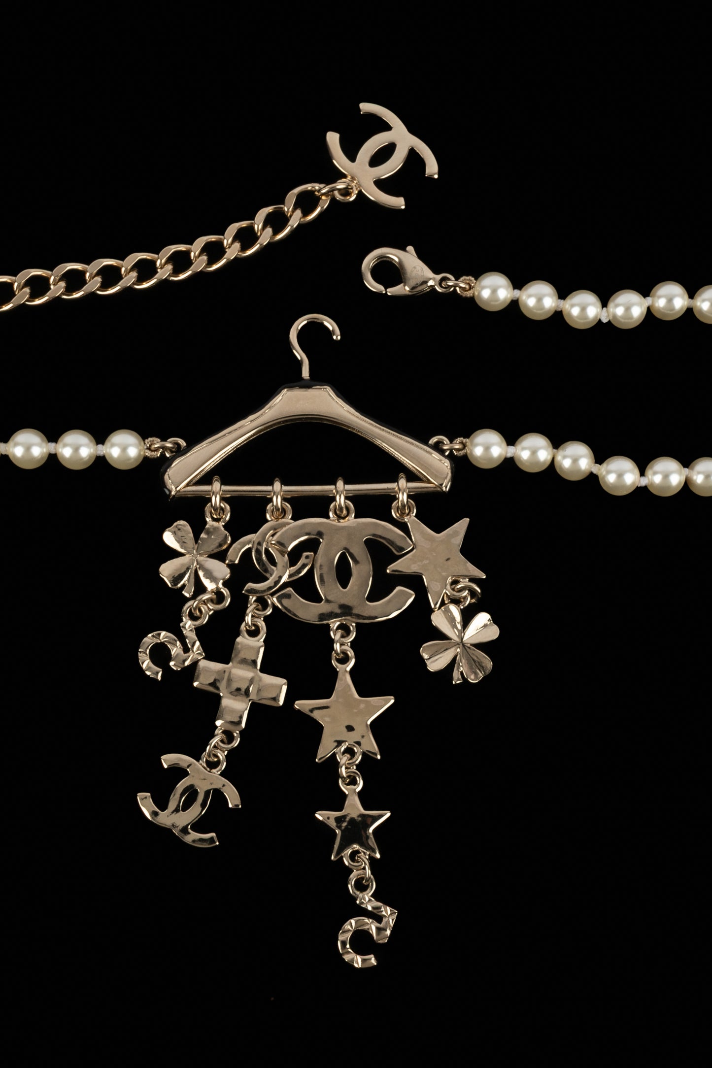 Collier cintre Chanel 2023
