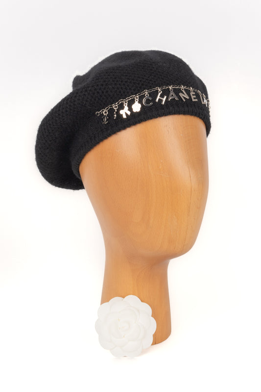 Chapeau façon beret Chanel