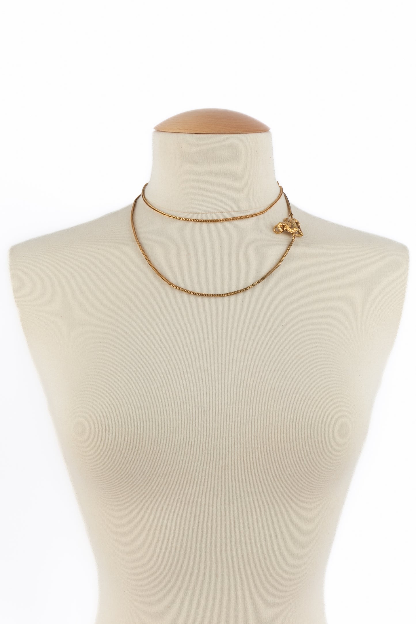 Collier "Capricorne" attribué à Chanel 