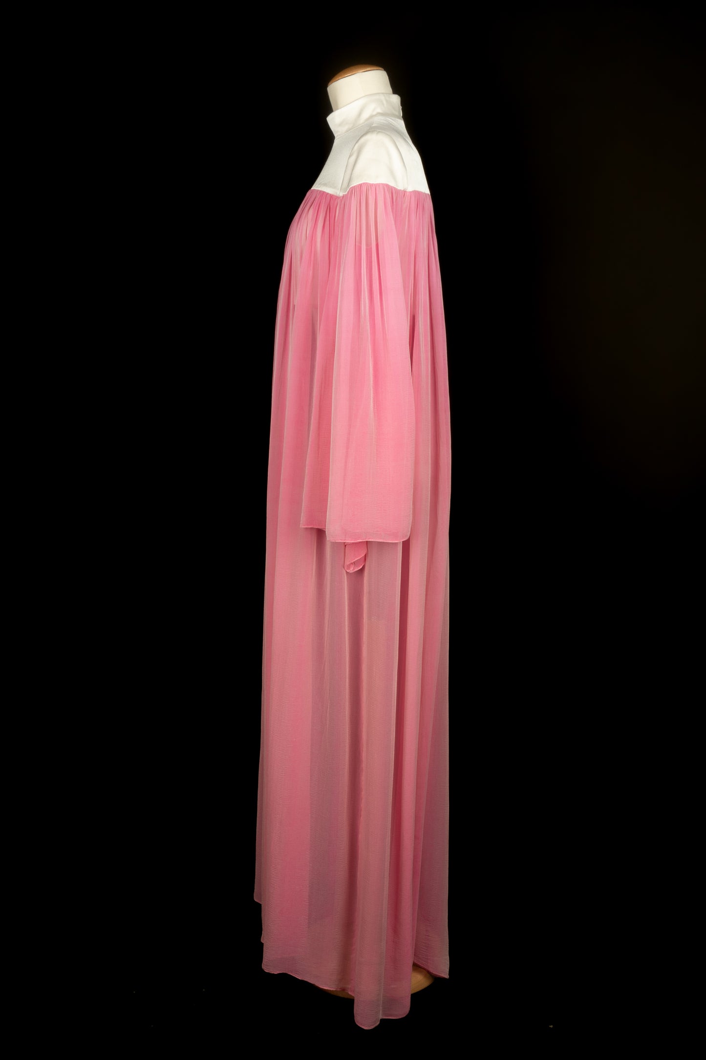 Robe "Black Carpet" Paule Ka