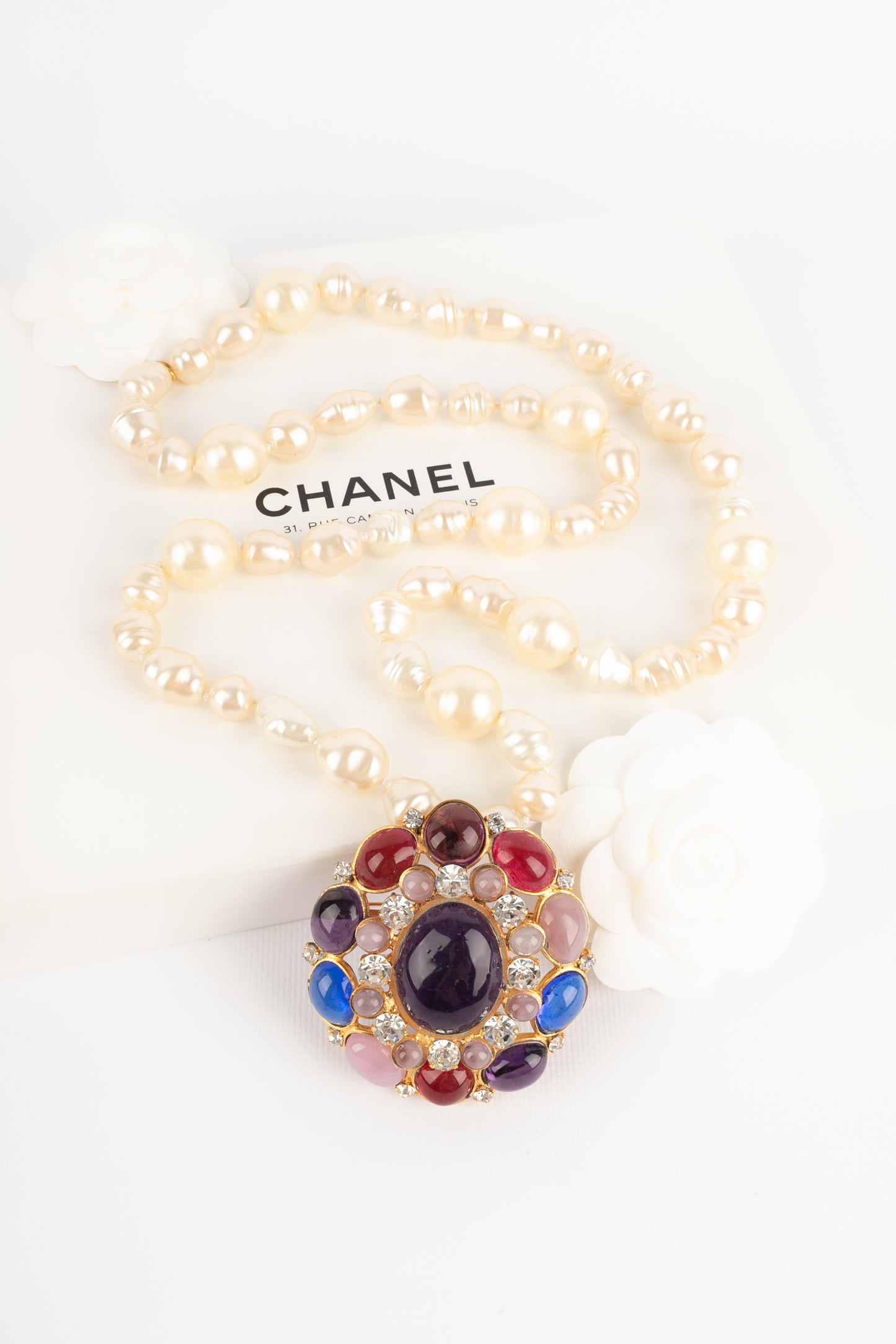 Collier pendentif Chanel