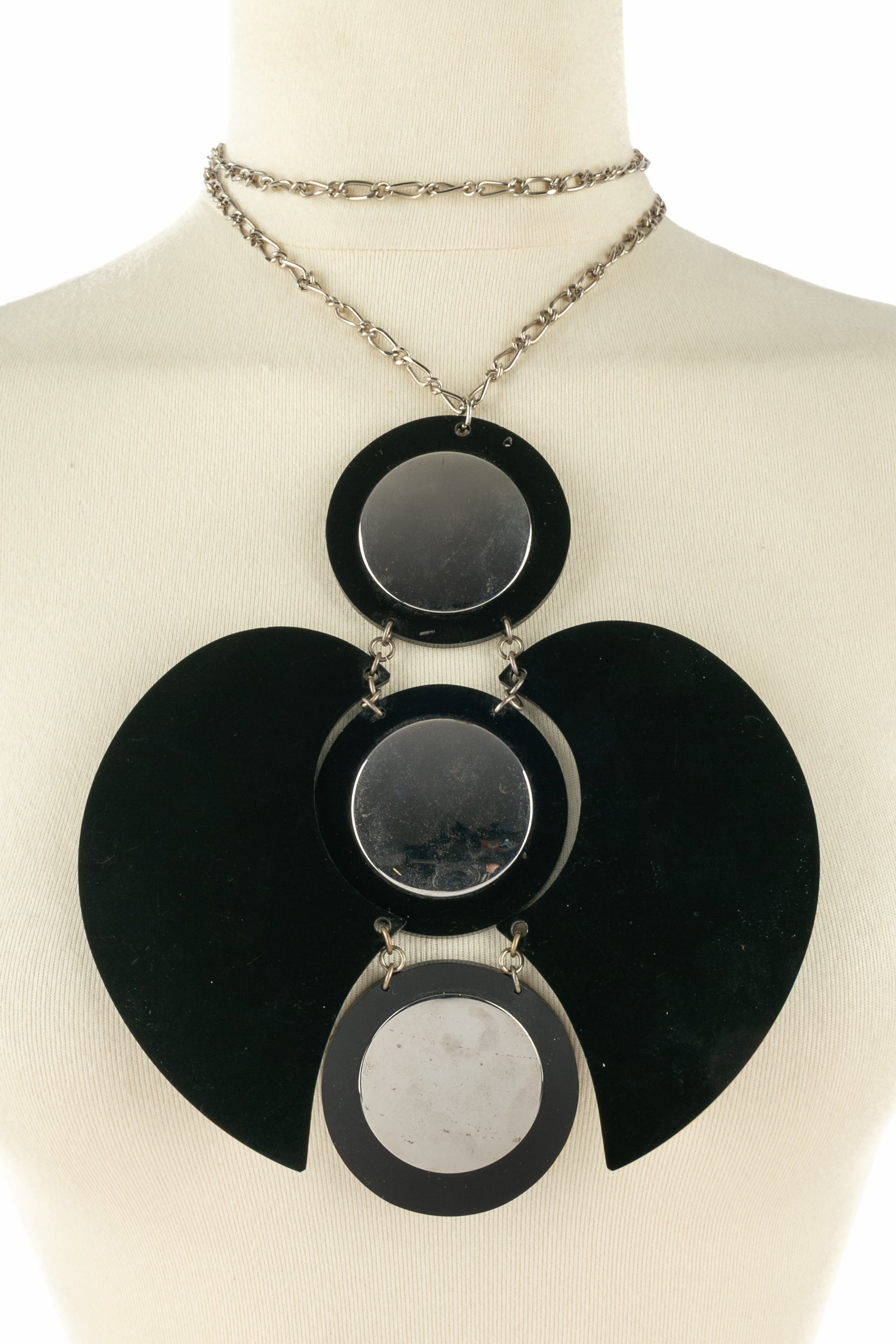 Collier Pierre Cardin (Attribué à)