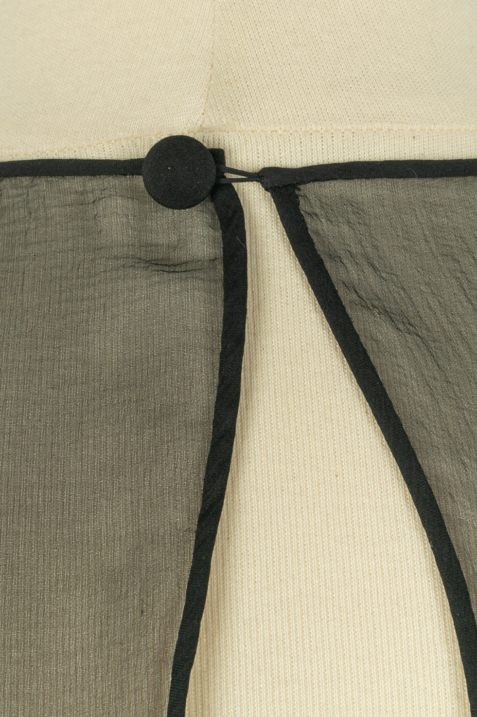 Robe en soie noire Chanel 