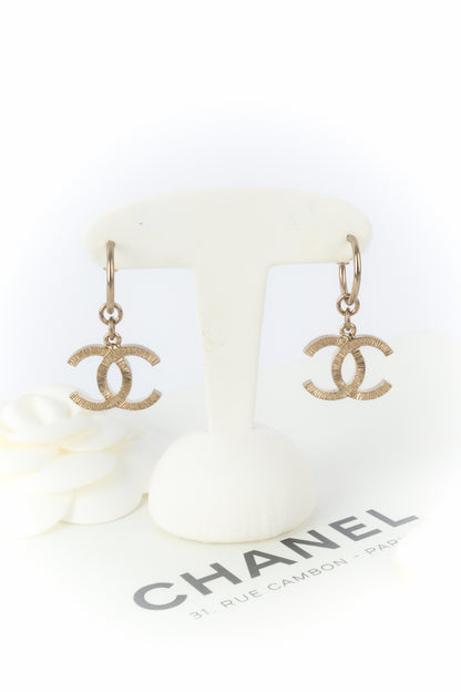 Boucles d'oreilles cc Chanel 2018