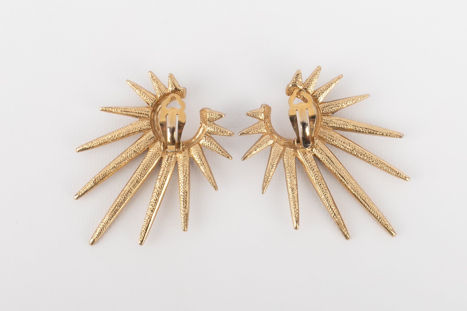 Boucles d'oreilles Yves Saint Laurent