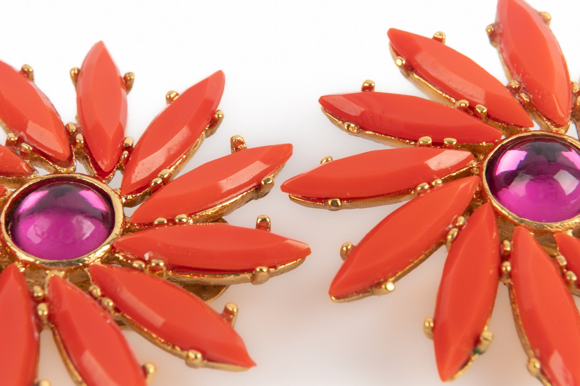 Boucles d'oreilles oranges Yves Saint Laurent 