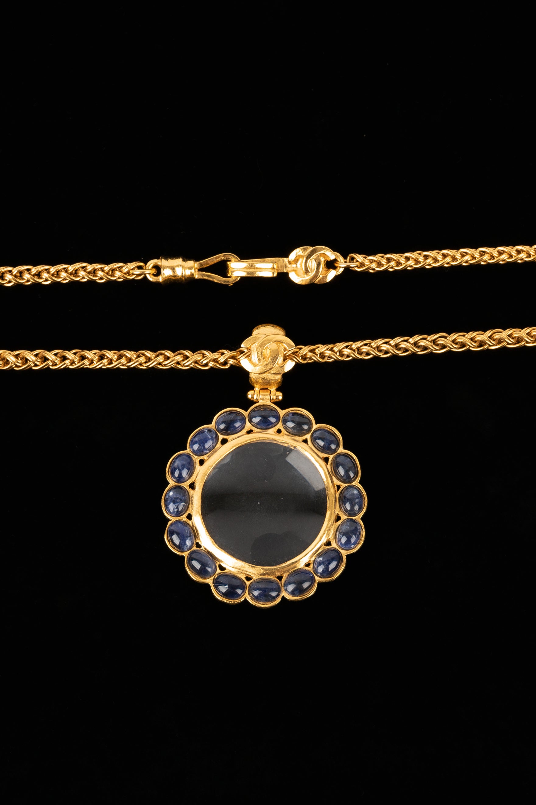 Collier loupe Chanel 1995