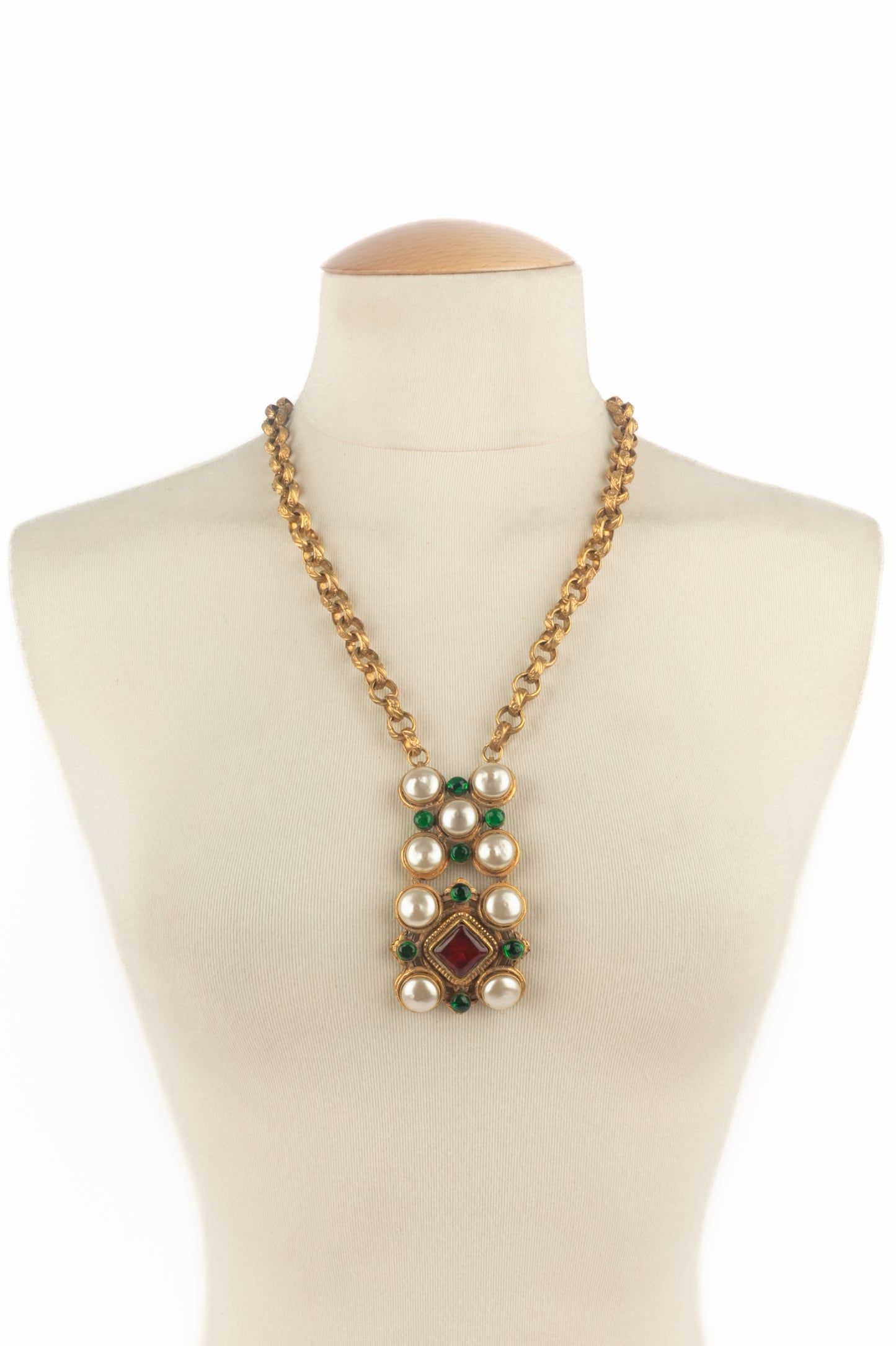 Collier byzantin Chanel 