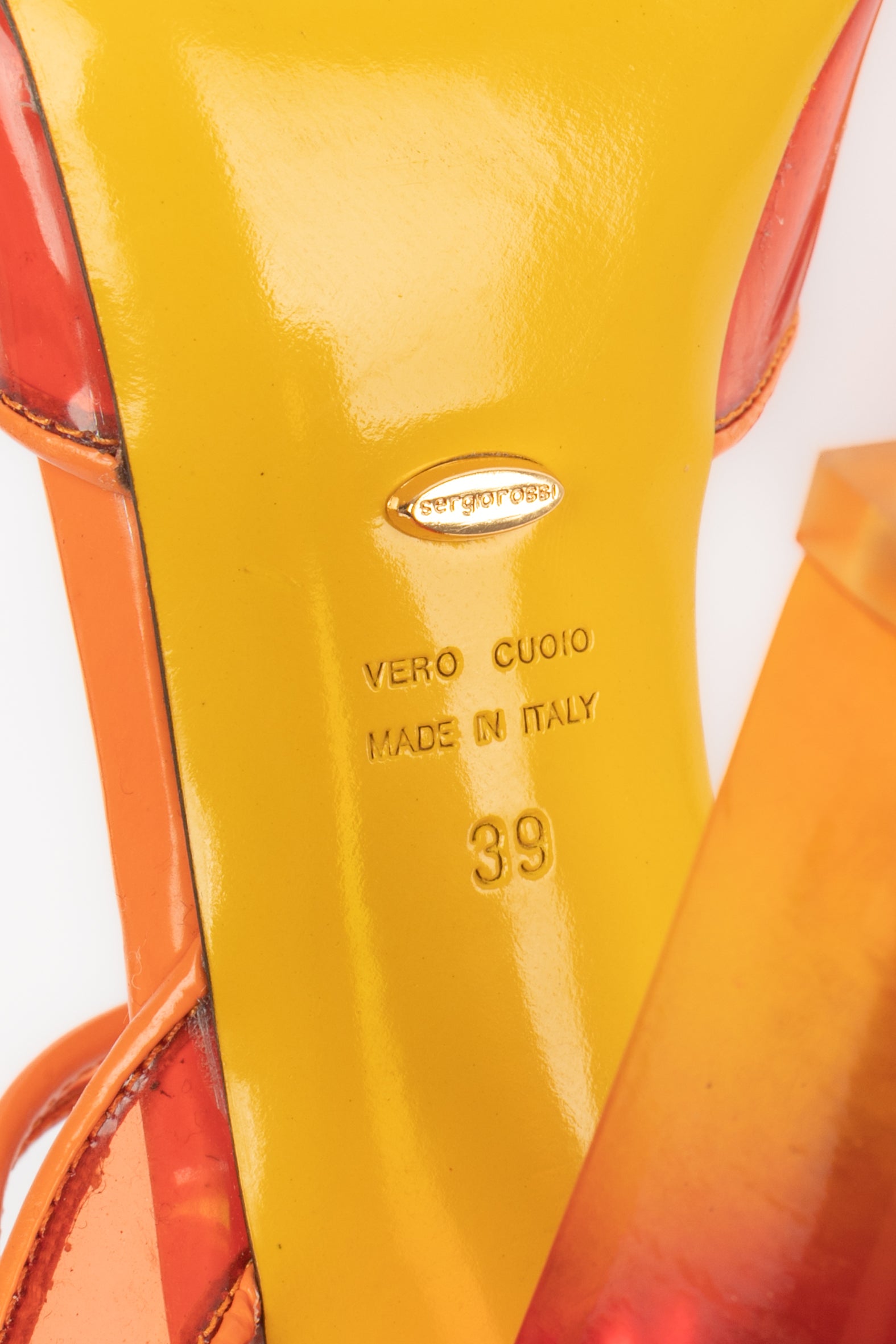 Escarpins oranges Sergio Rossi